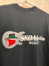 Load image into Gallery viewer, Vintage Skoal Chewing Tobacco Music Guitar Black Promo T-Shirt: XL
