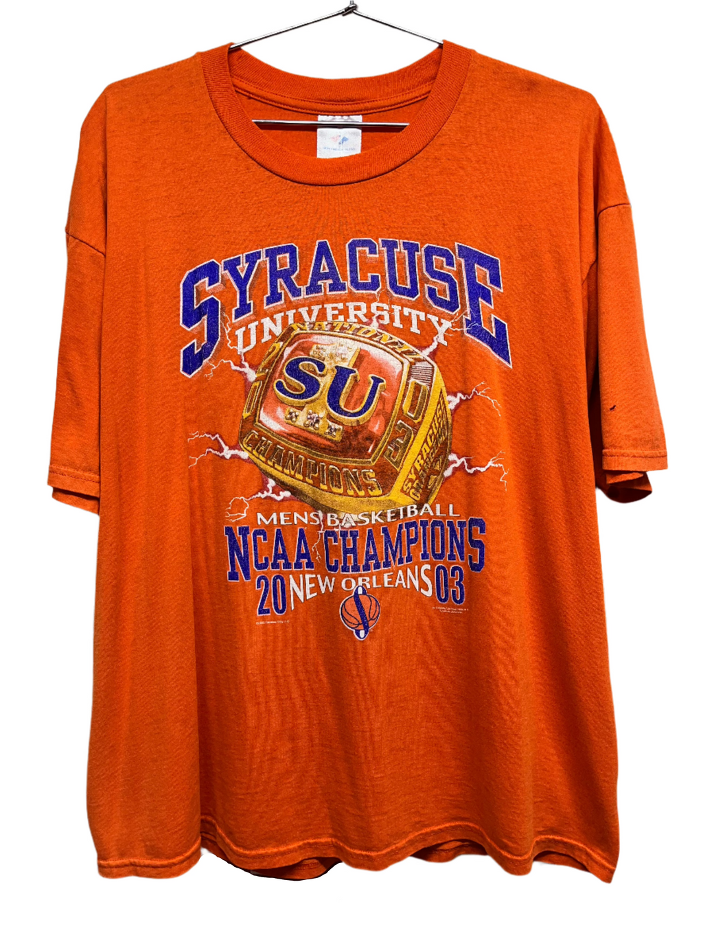 Vintage Syracuse University Orange NCAA Basketball Champions 2003 Ring Lightning T-Shirt: XL