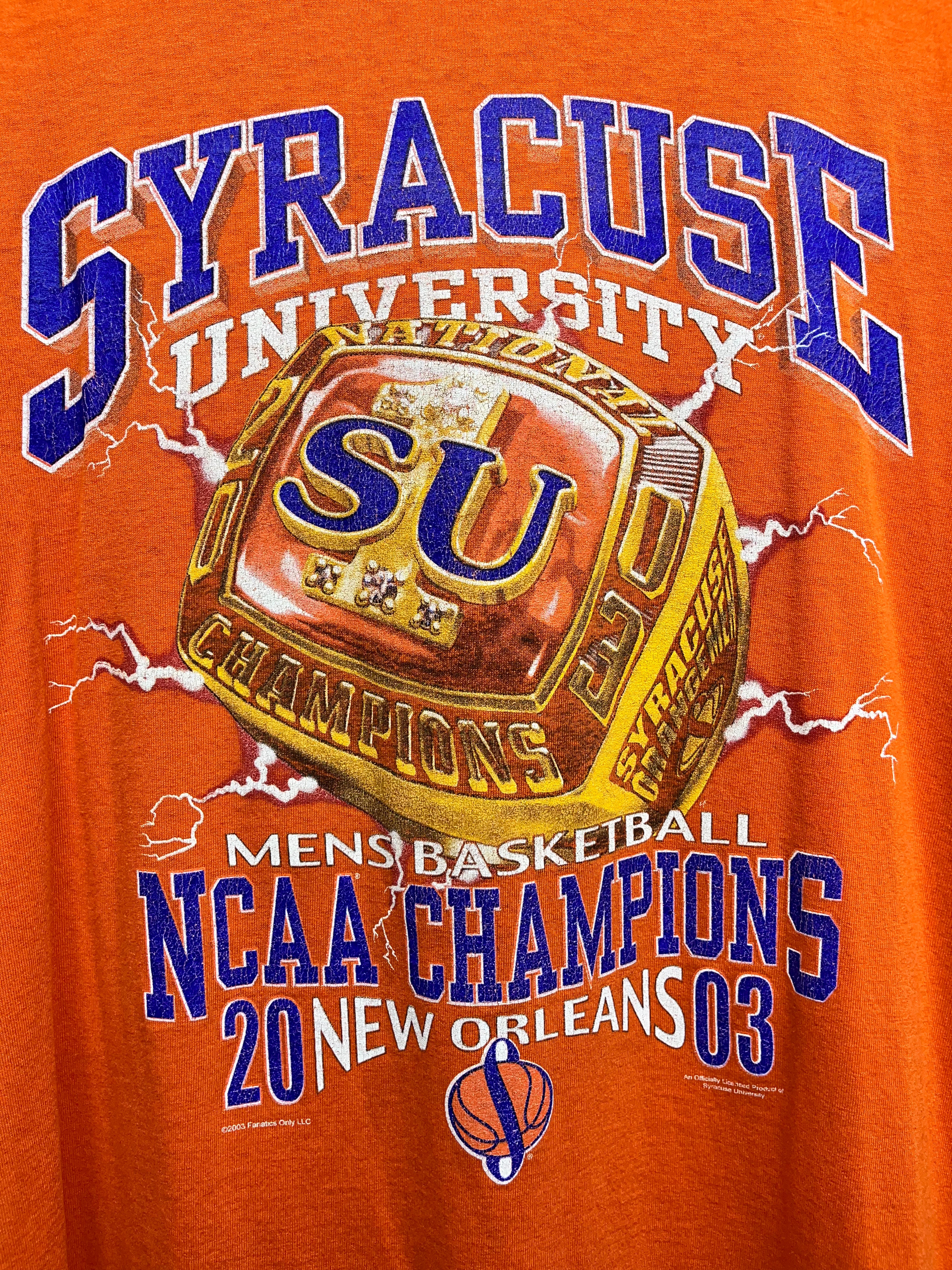 Vintage Syracuse University Orange NCAA Basketball Champions 2003 Ring Lightning T-Shirt: XL