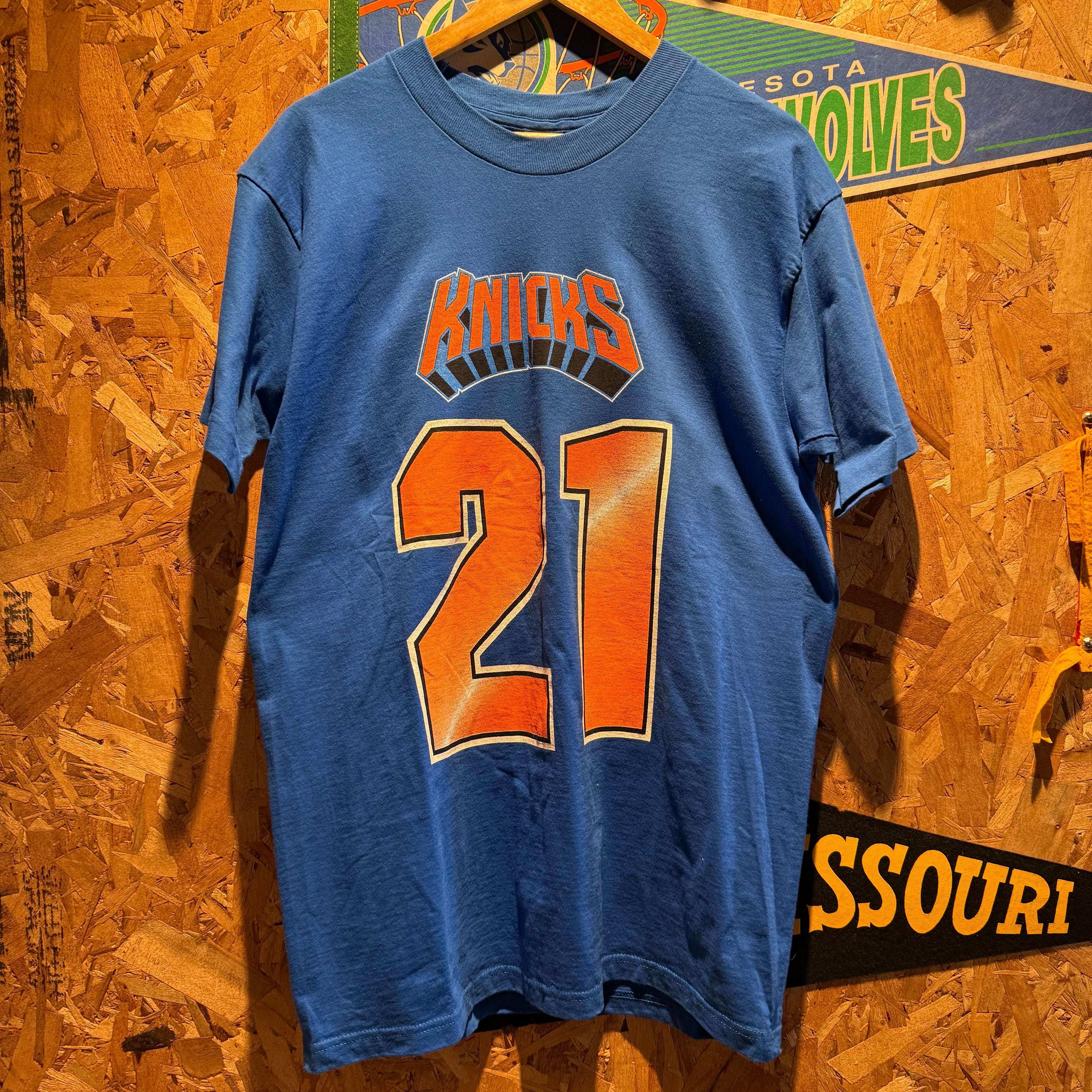Vintage New York Knicks T-Shirt: L