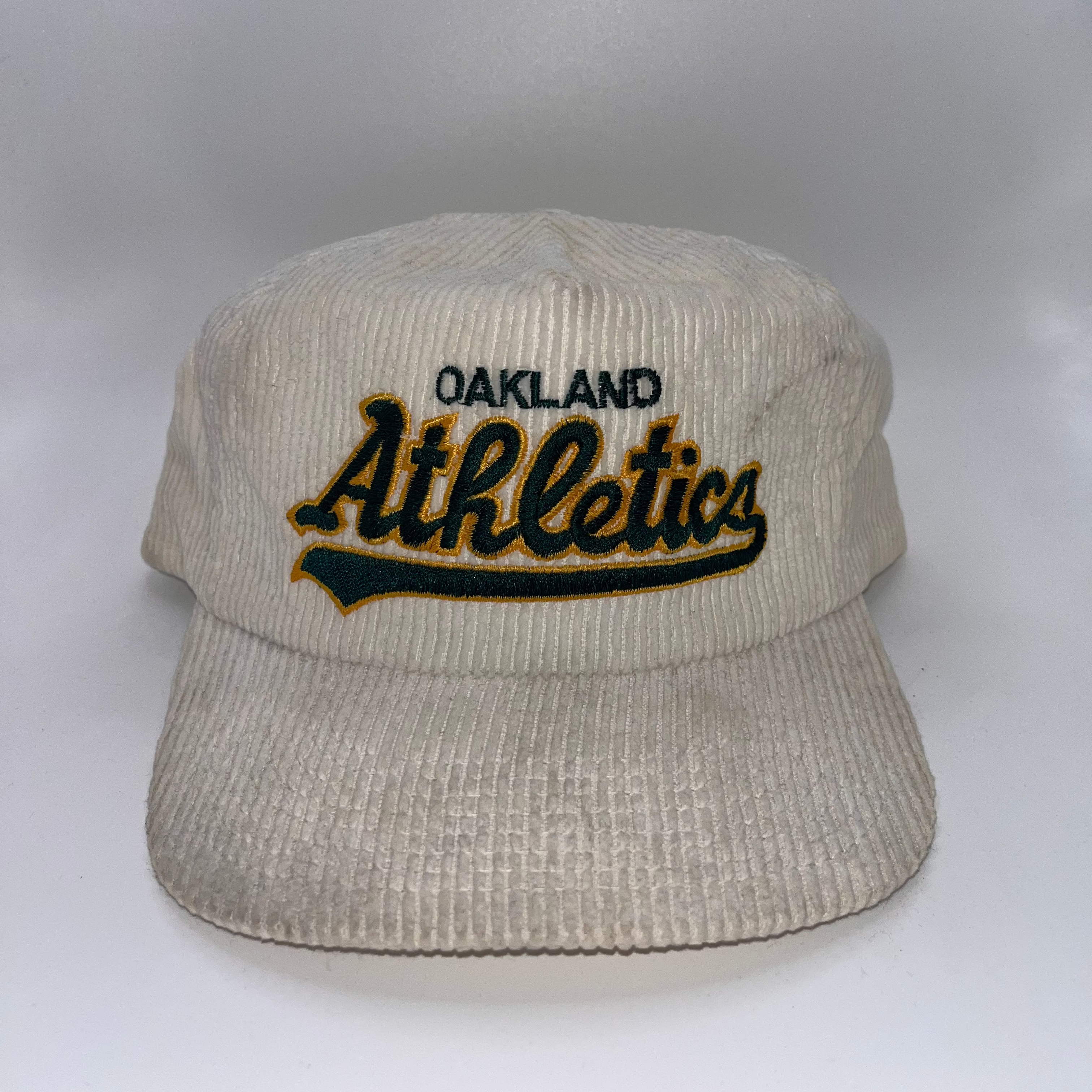Vintage Oakland Athletics A's Sports Specialties ScriptWhite Corduroy Zip Back Hat