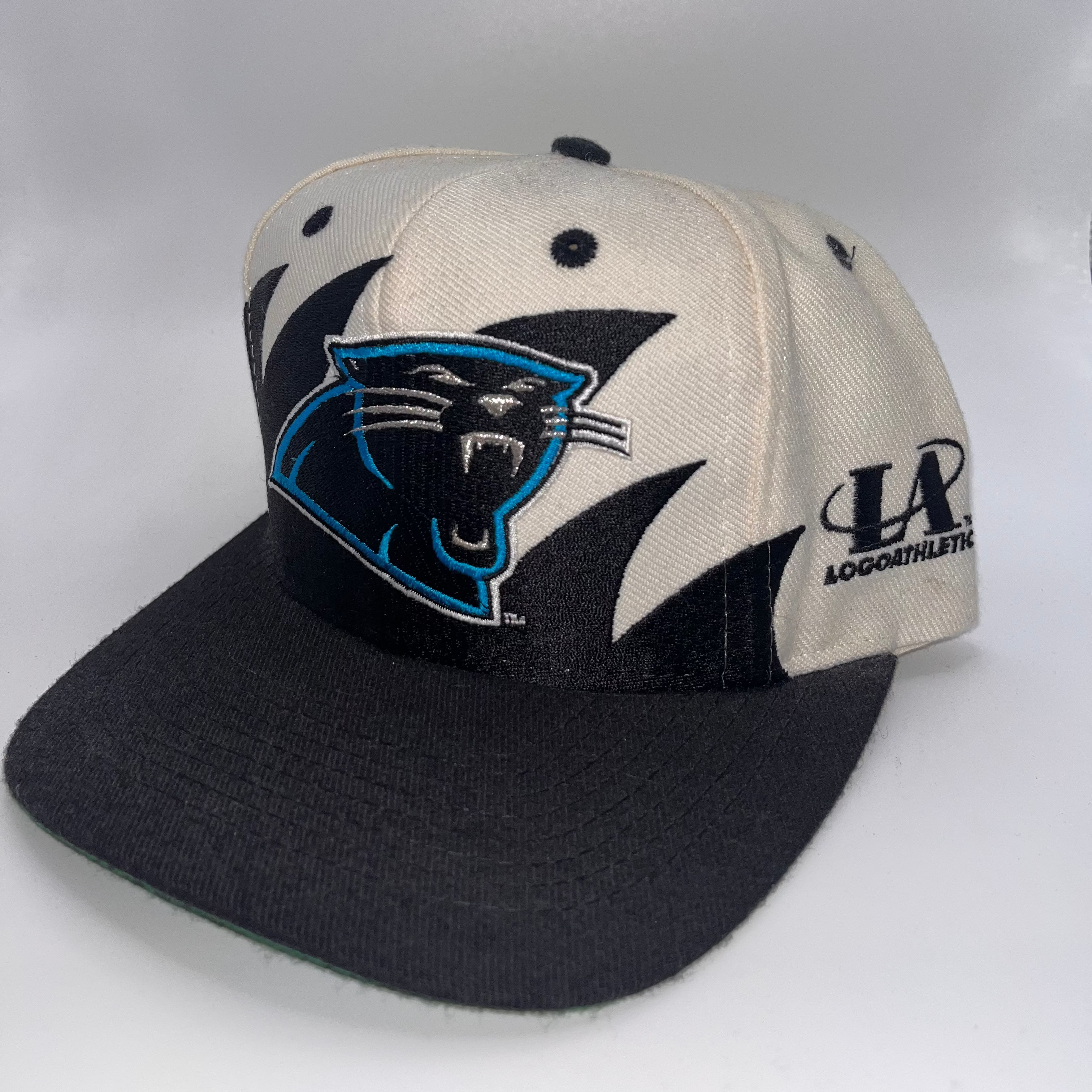 Vintage Carolina Panthers NFL Sharktooth Logo Athletic Pro Line Snapback Hat