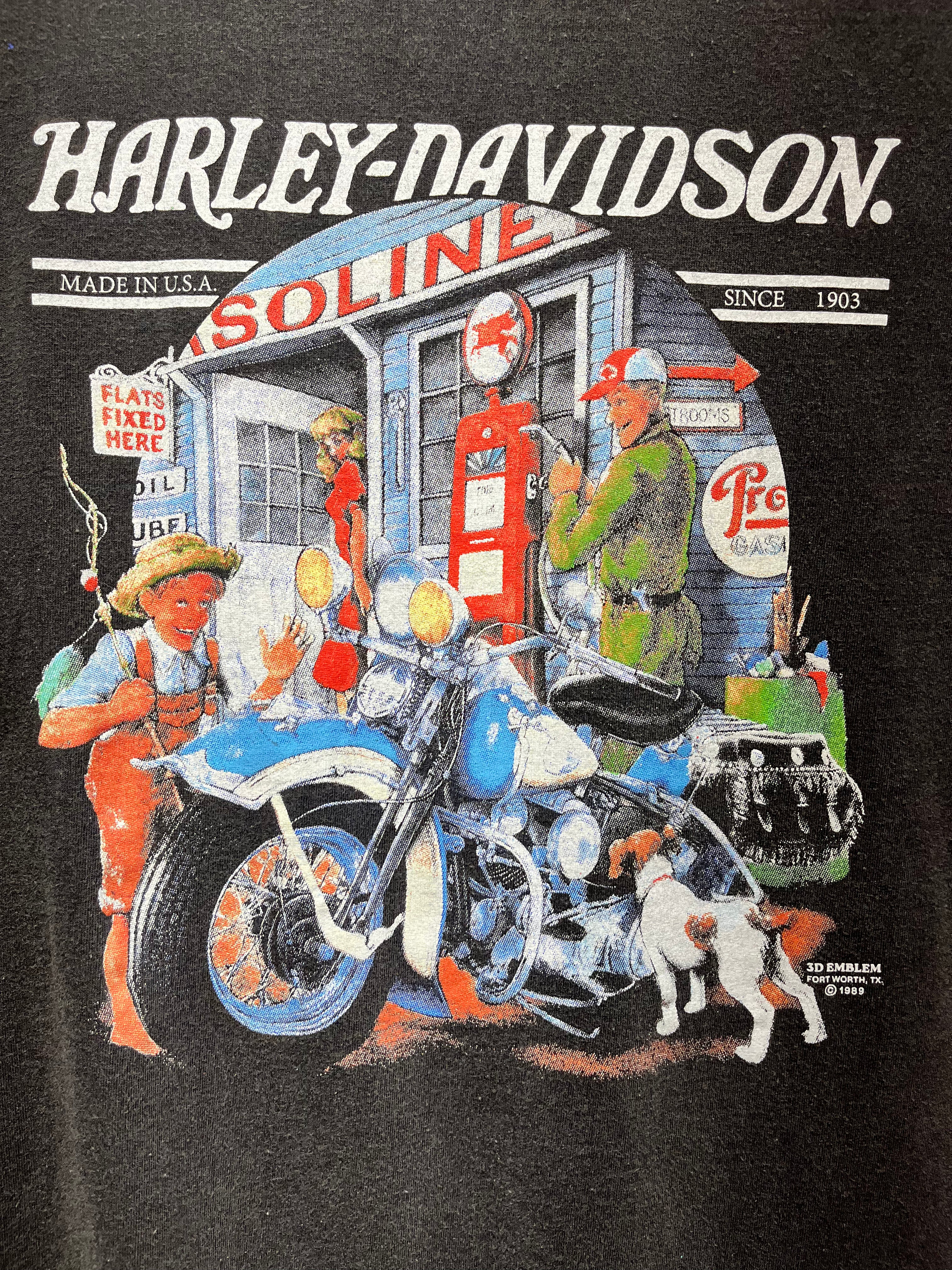 Vintage Harley Davidson 3D Emblem Gas Station The Saturday Evening Post Rockwell T-Shirt: XL