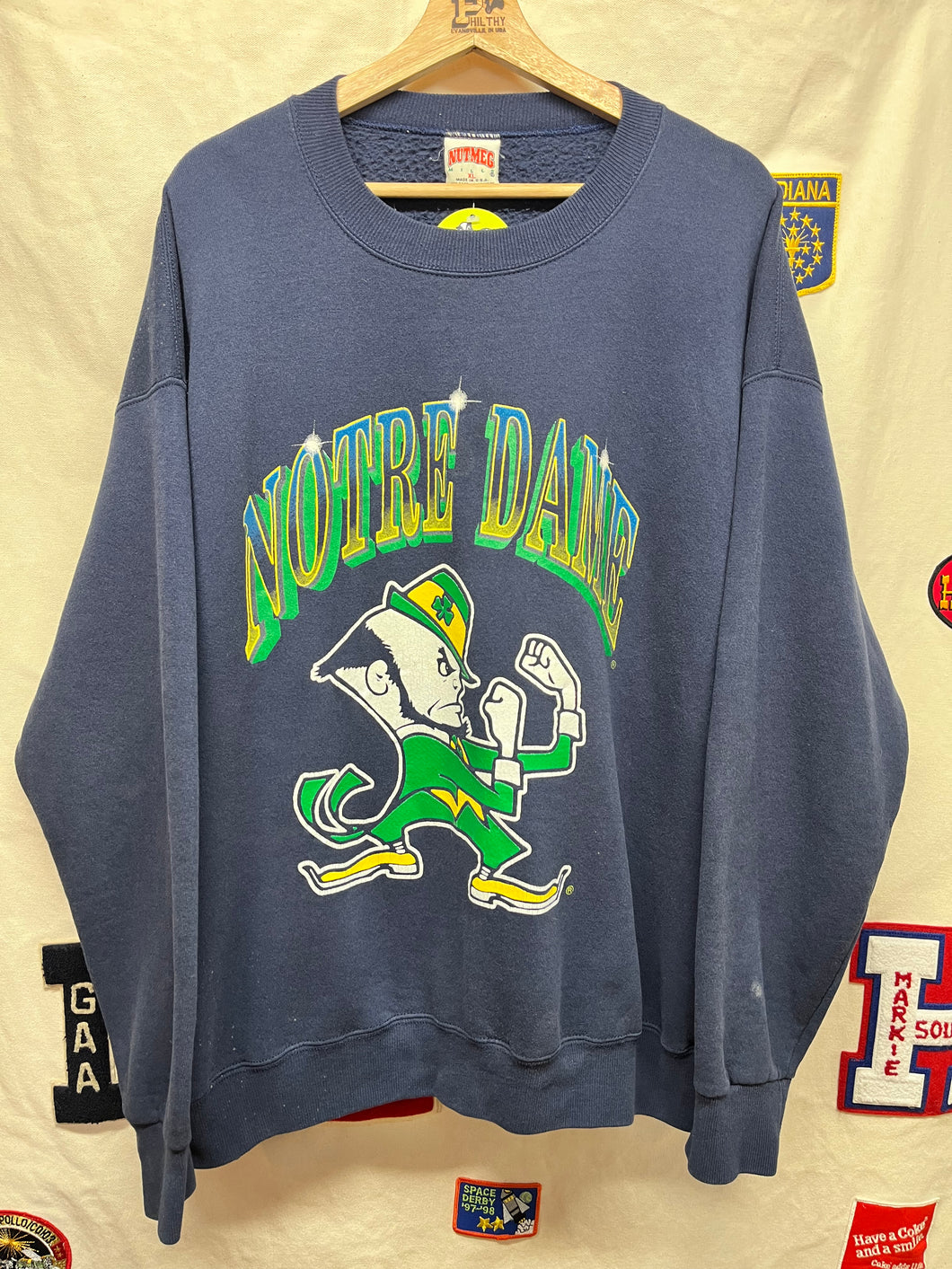 Vintage University of Notre Dame Fighting Irish Navy Nutmeg Mascot Crewneck Sweatshirt: XL