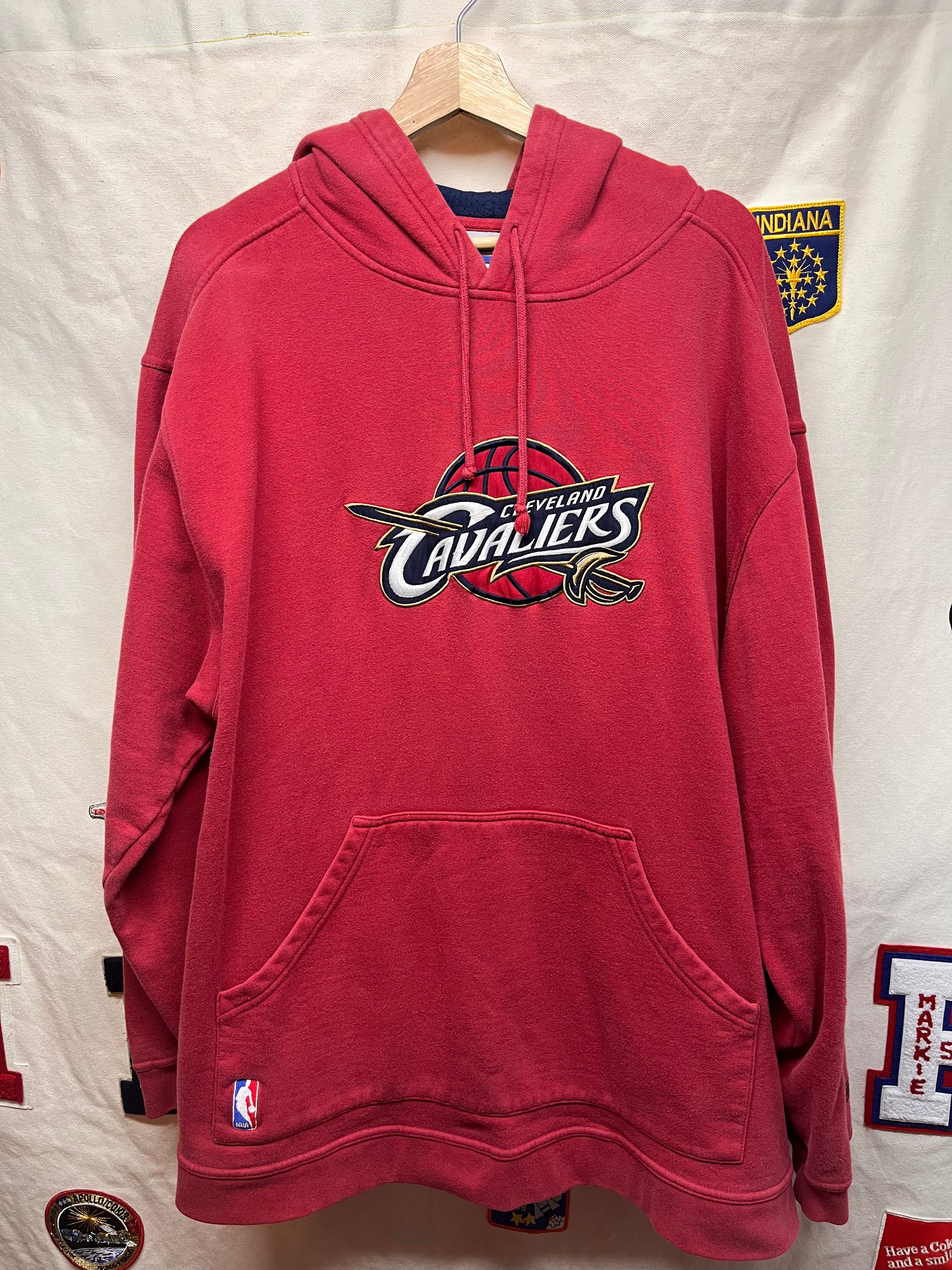 Vintage Cleveland Cavaliers NBA Reebok Y2K Red Hoodie Sweatshirt: XL
