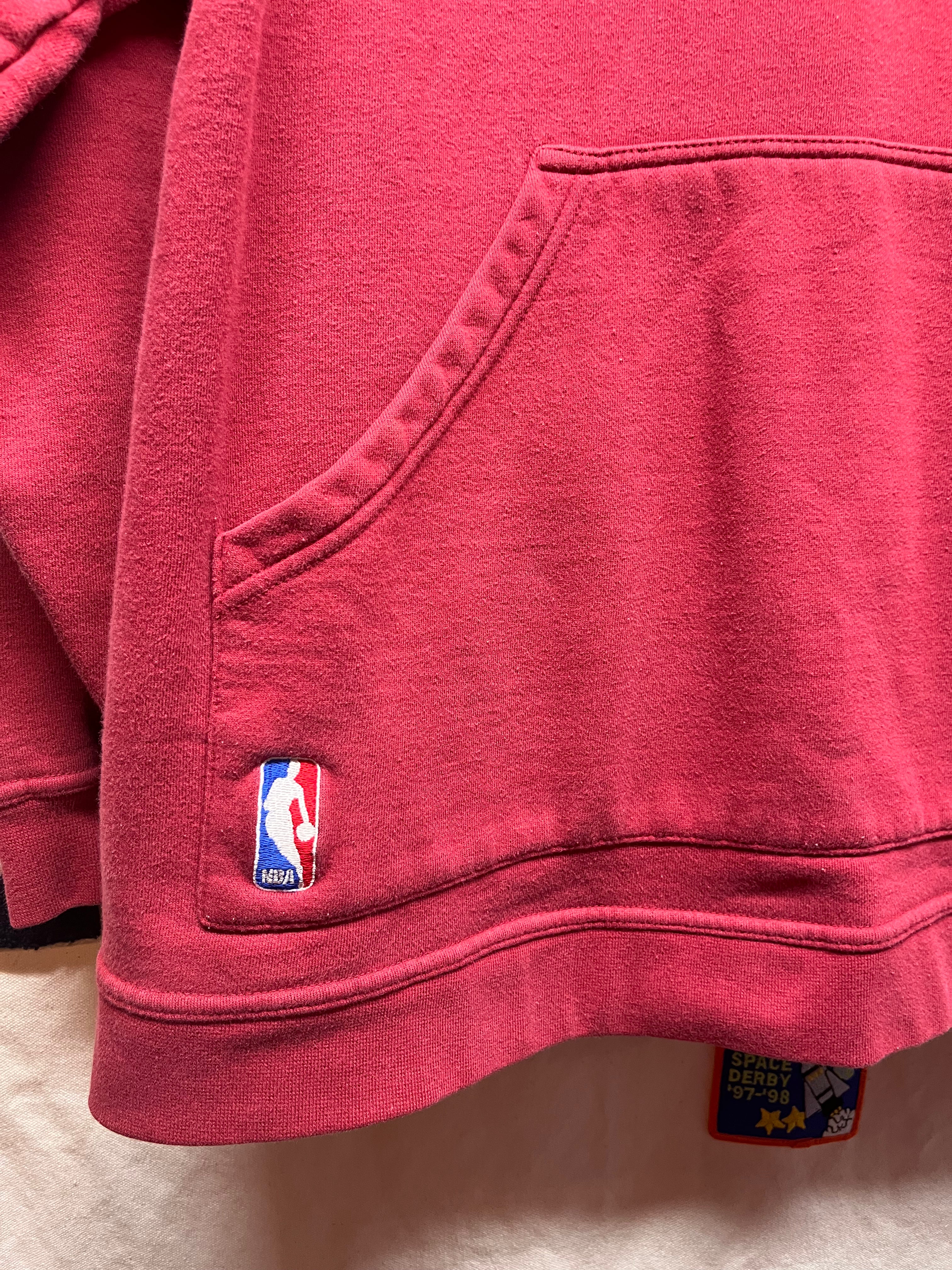 Vintage Cleveland Cavaliers NBA Reebok Y2K Red Hoodie Sweatshirt: XL