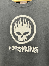 Load image into Gallery viewer, Vintage The Offspring Band 2000 Black T-Shirt: Medium
