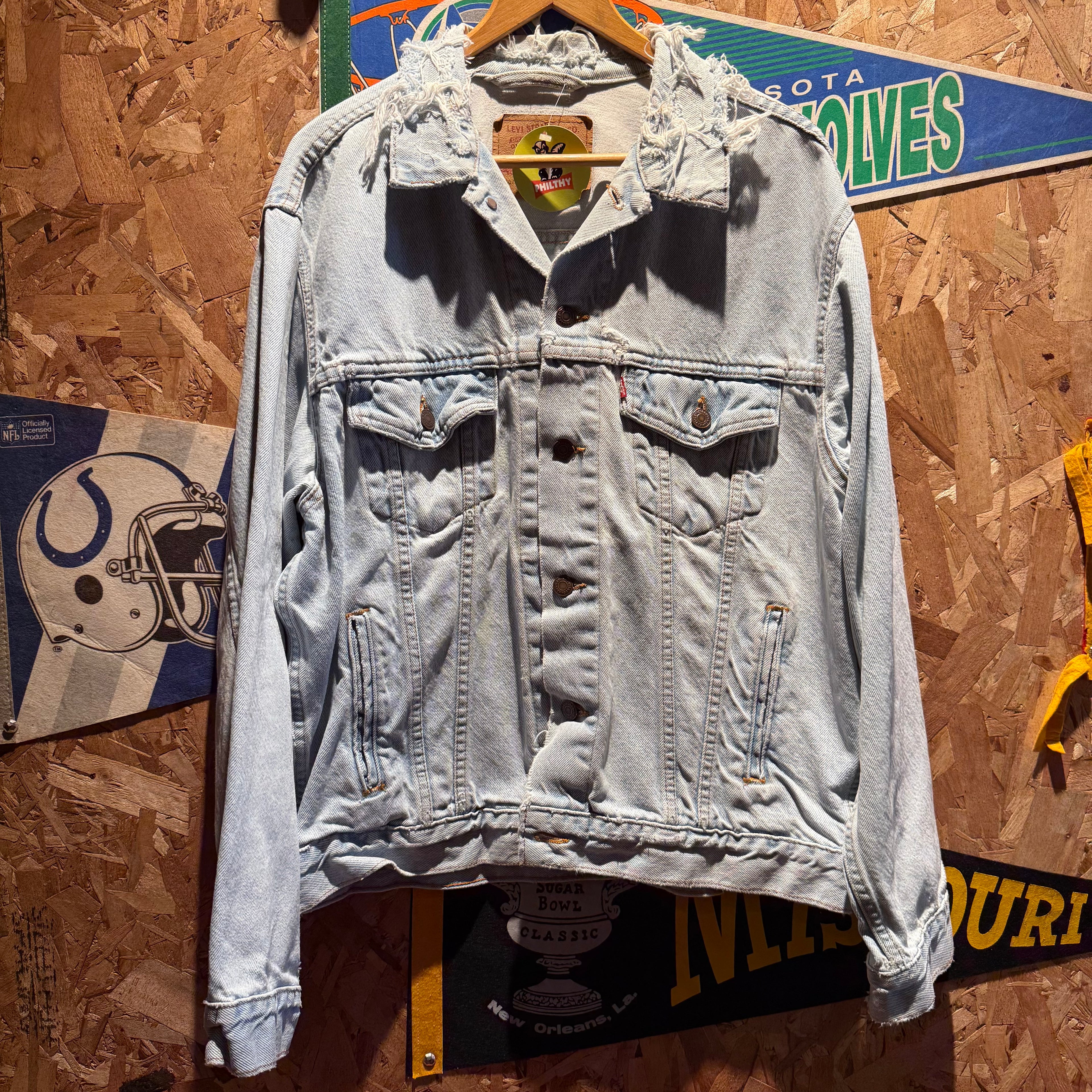 Vintage Levi Strauss Denim Jean Jacket: M