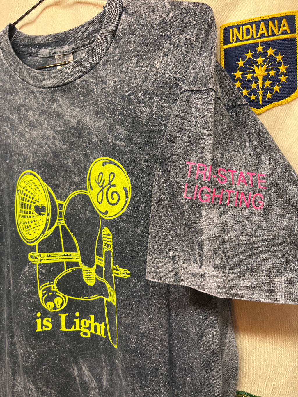 Vintage GE is Lighting Tri-State Light Bulbs Acid Wash Black T-Shirt: XL