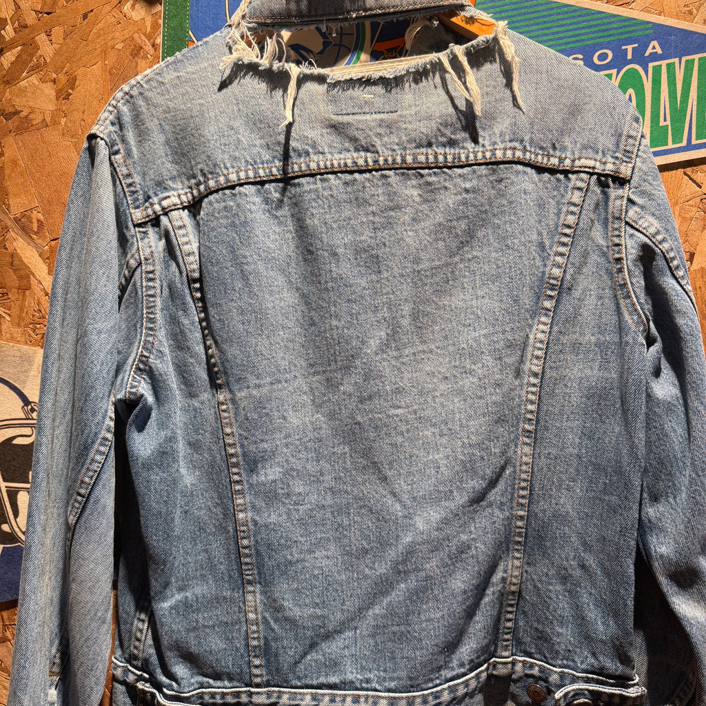 Vintage 80s/90s Levi Denim Jean Jacket: M