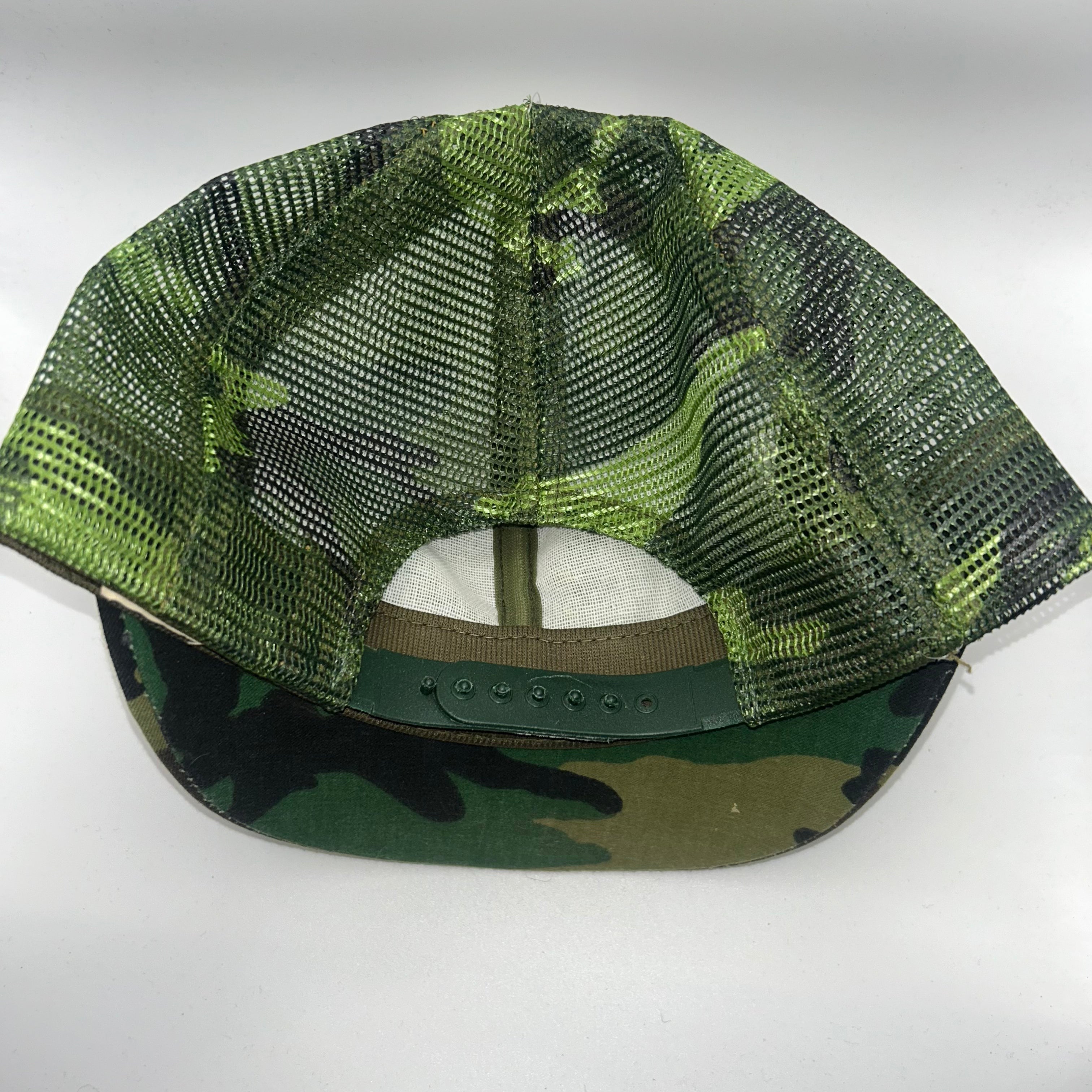 Vintage Busch Beer Patch Camo Mesh Trucker Snapback Hat