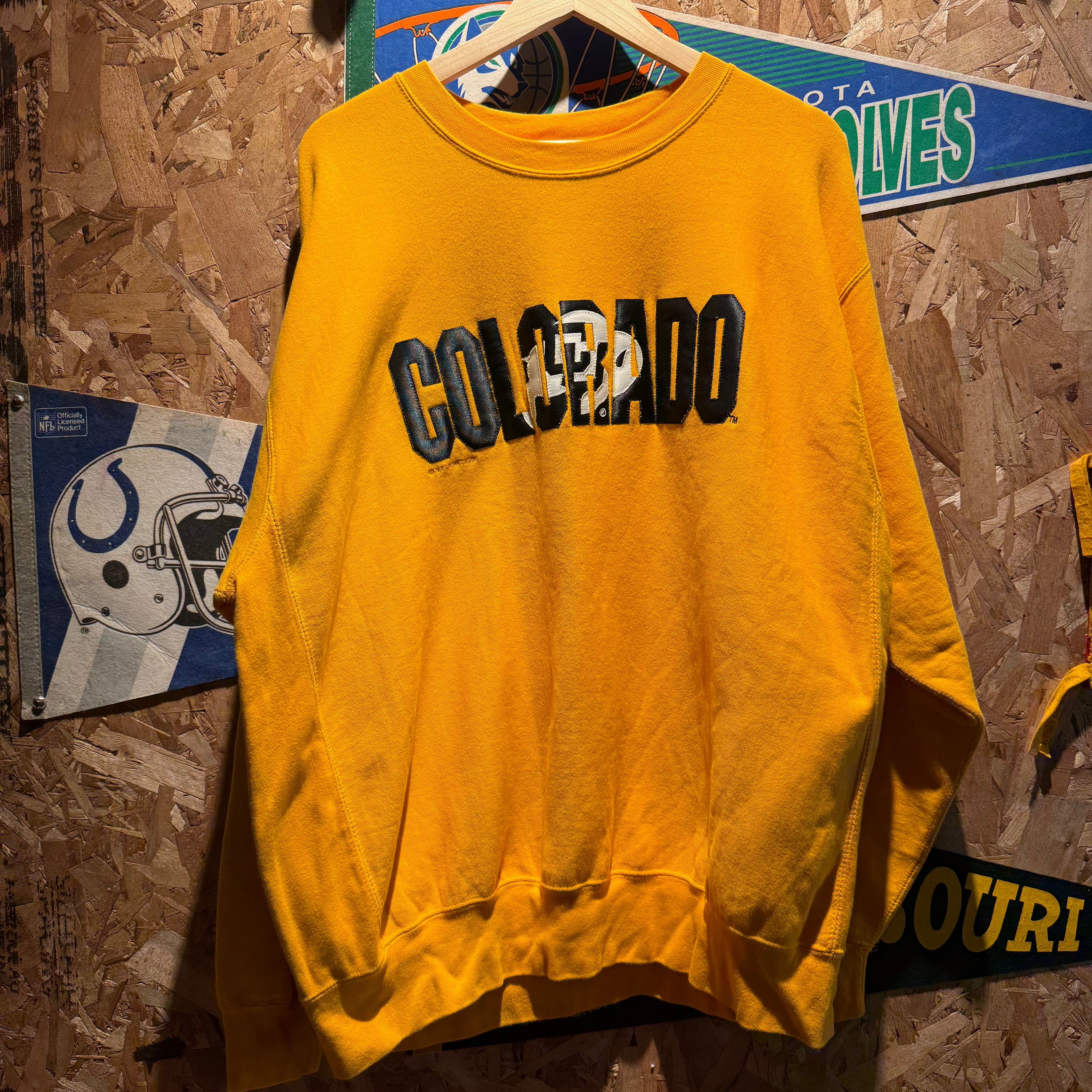 Vtg 2006 Colorado Sports Sweatshirt: XL