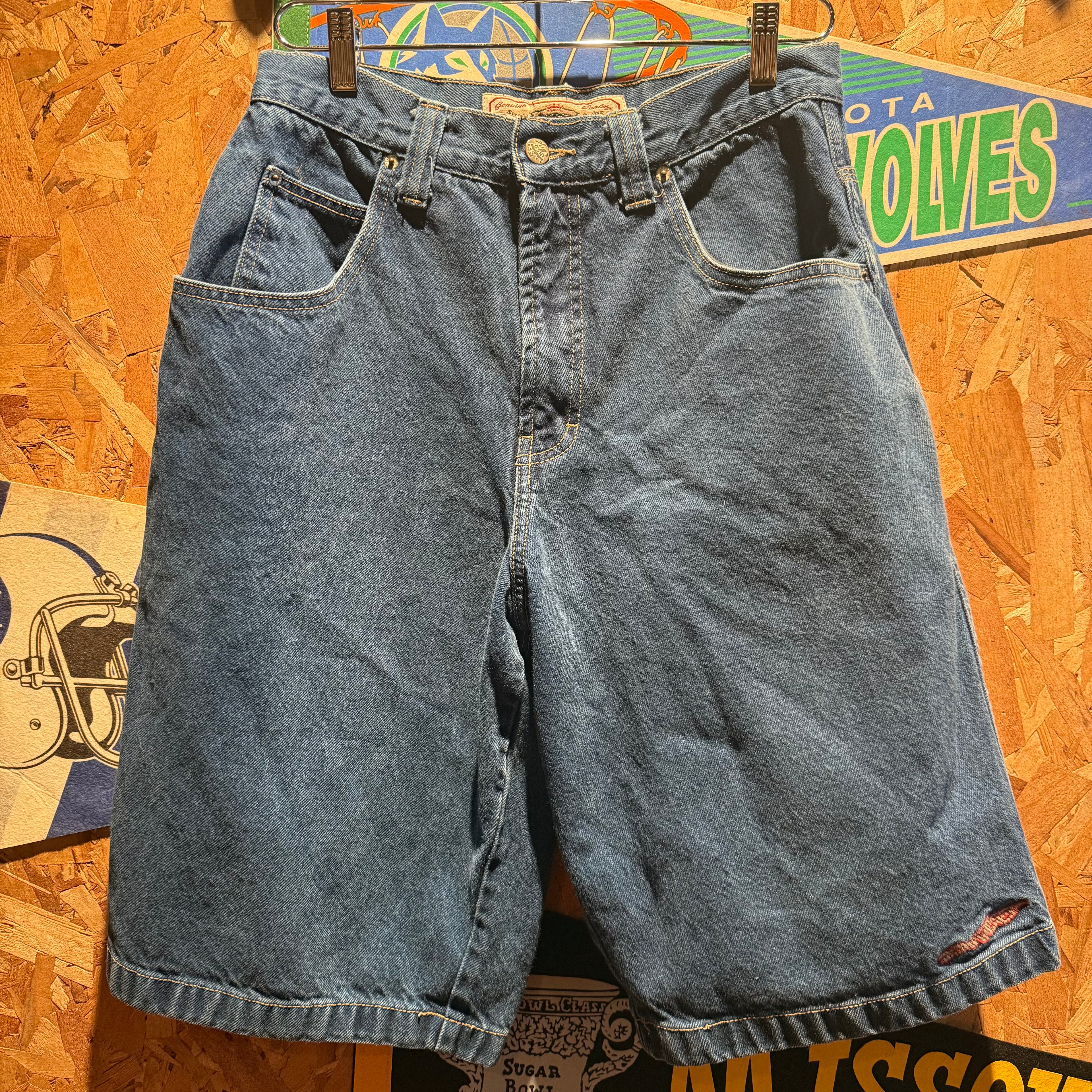Vintage JNCO Denim Jean Shorts: 32"