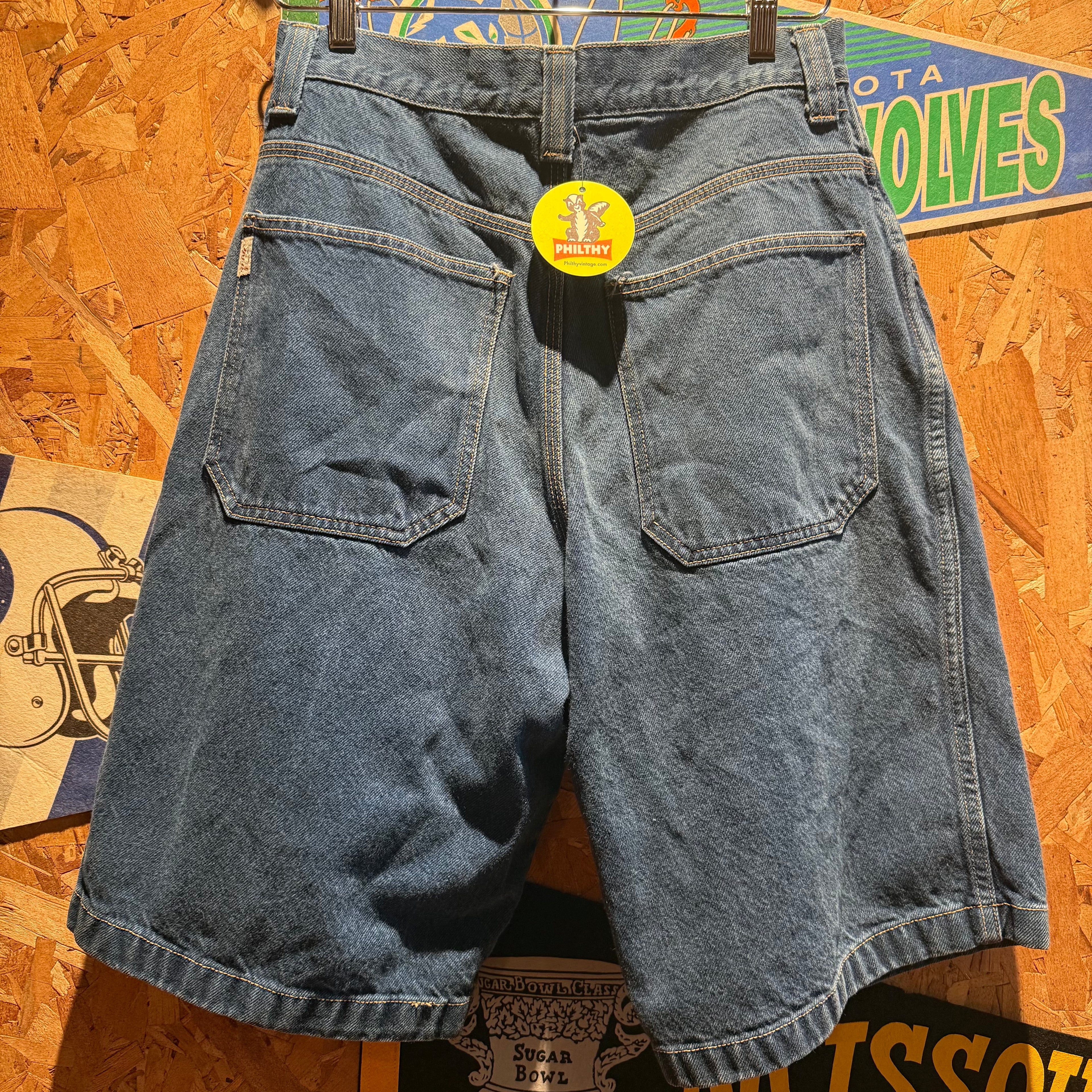Vintage JNCO Denim Jean Shorts: 32"