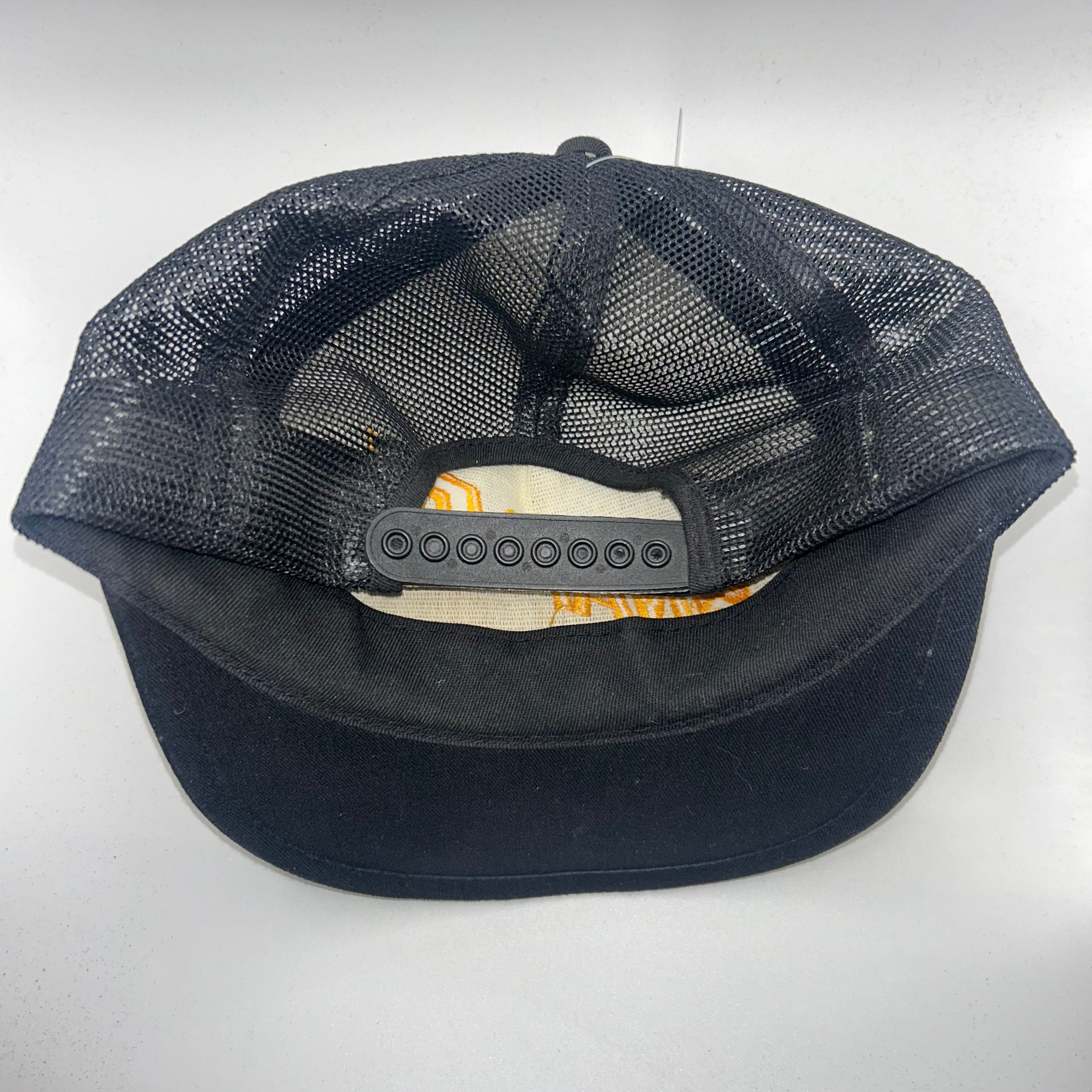 Vintage Snap On Tools Scrambled Eggs Black Mesh Trucker Snapback Hat