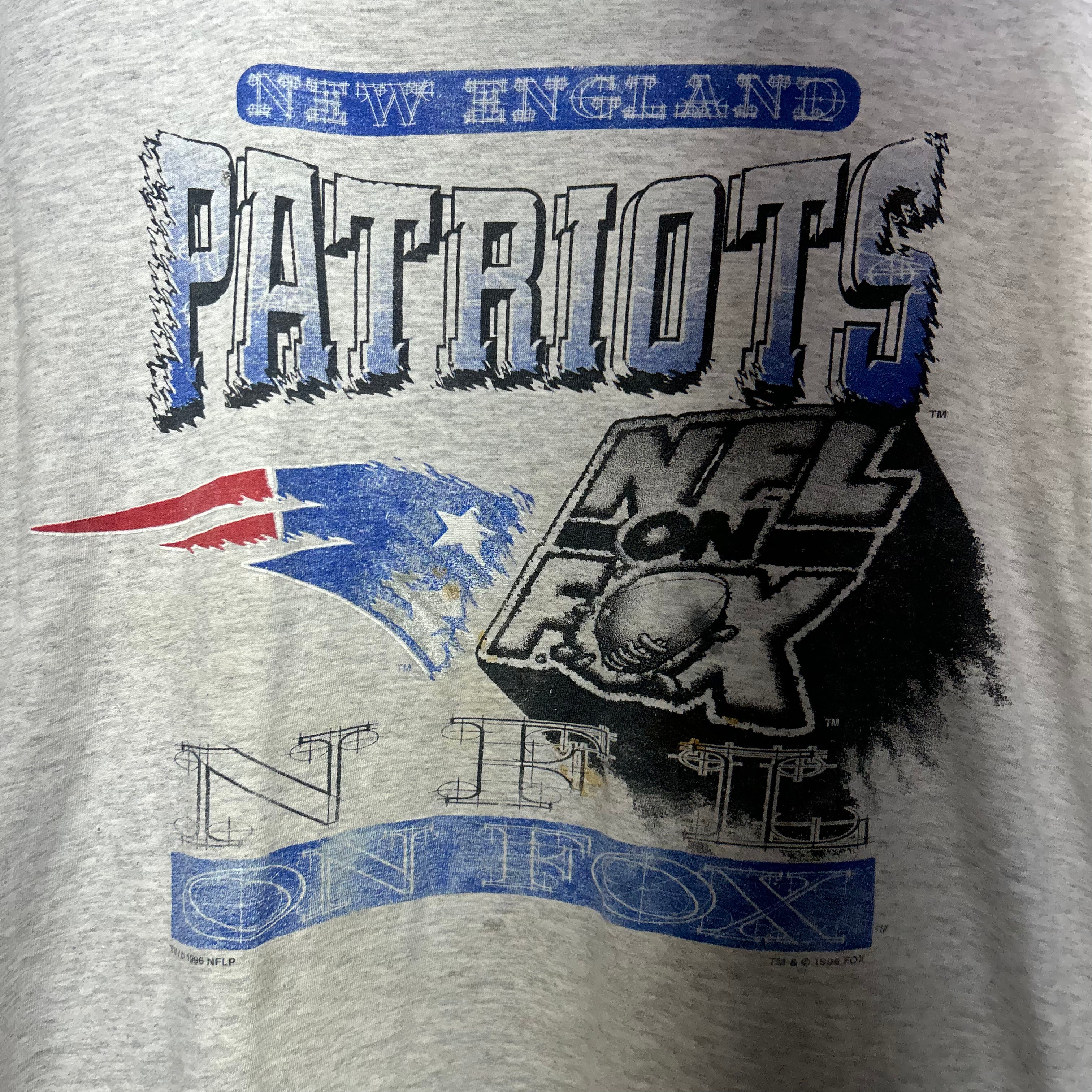 Vintage NFL New England Patriots '96 Football on Fox Grey Shirt: XL
