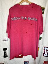 Load image into Gallery viewer, Vintage Korn Follow the Leader Distressed Band T-Shirt: XL

