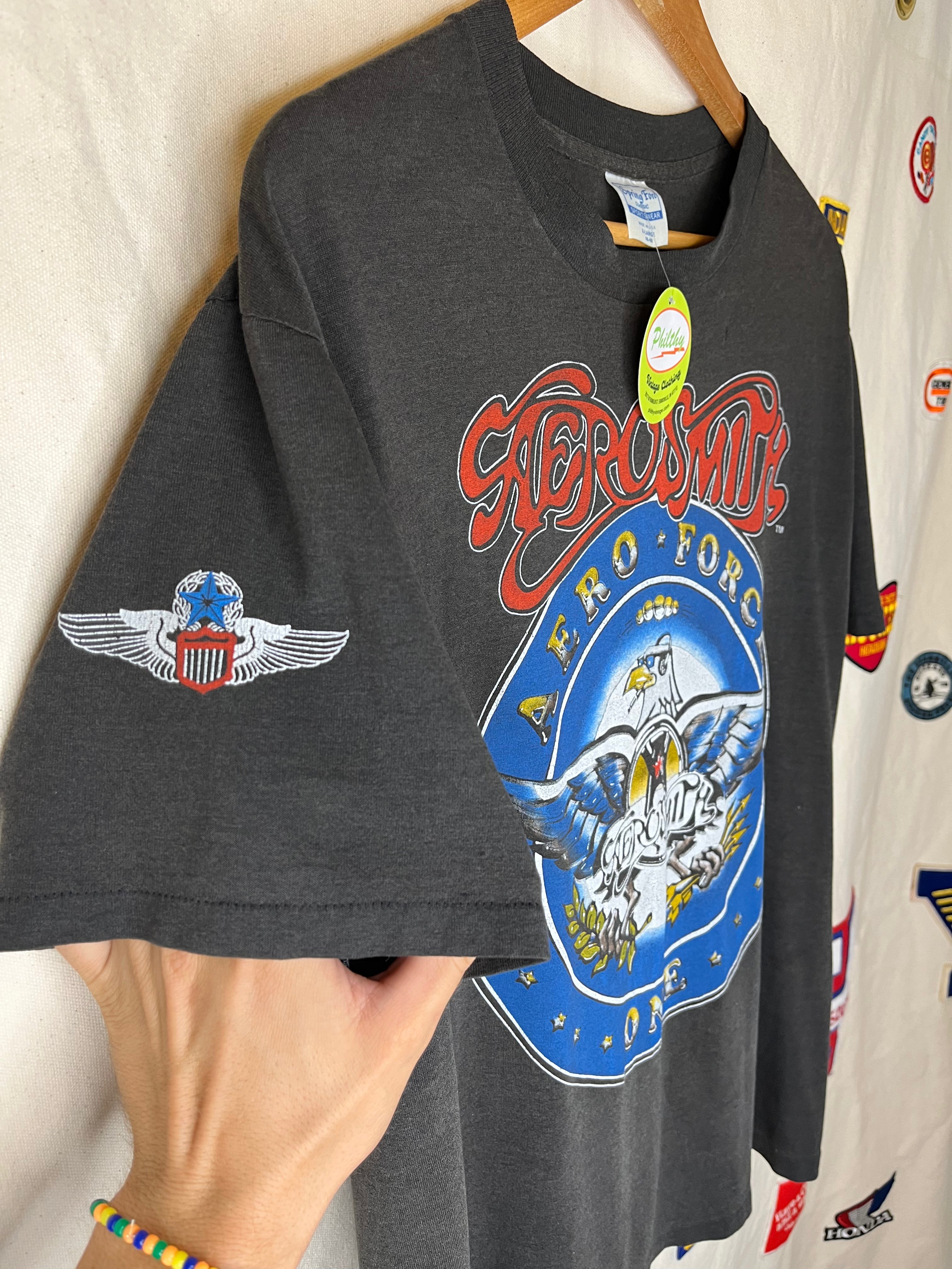 Vintage Aerosmith Aero Force One Band Tour T-shirt: L