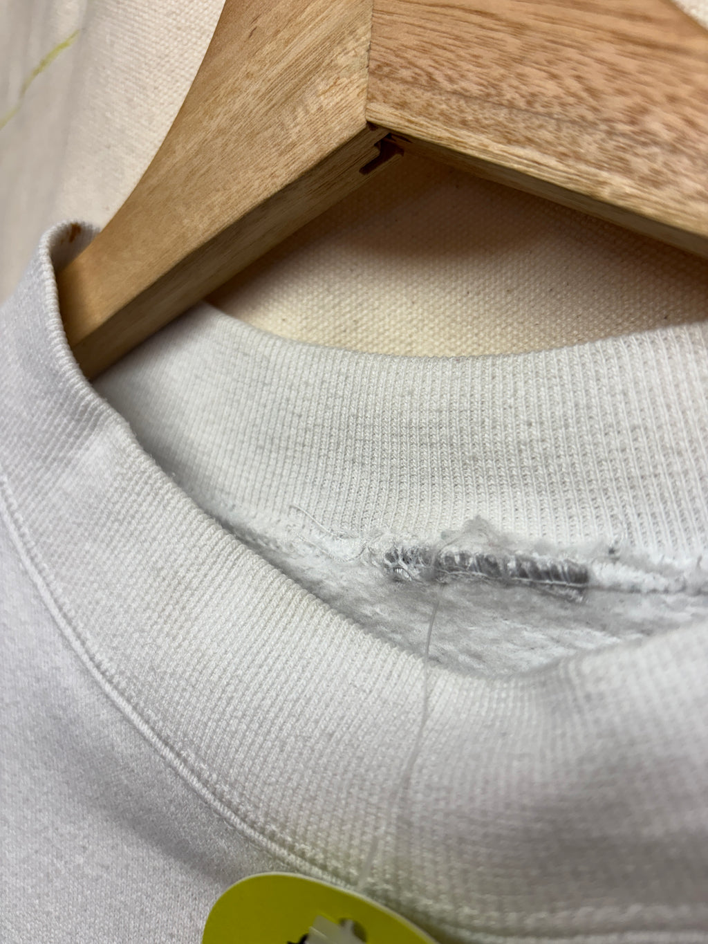 Vintage University of Kentucky Wildcats UK Breakthrough White Crewneck Sweatshirt: Large