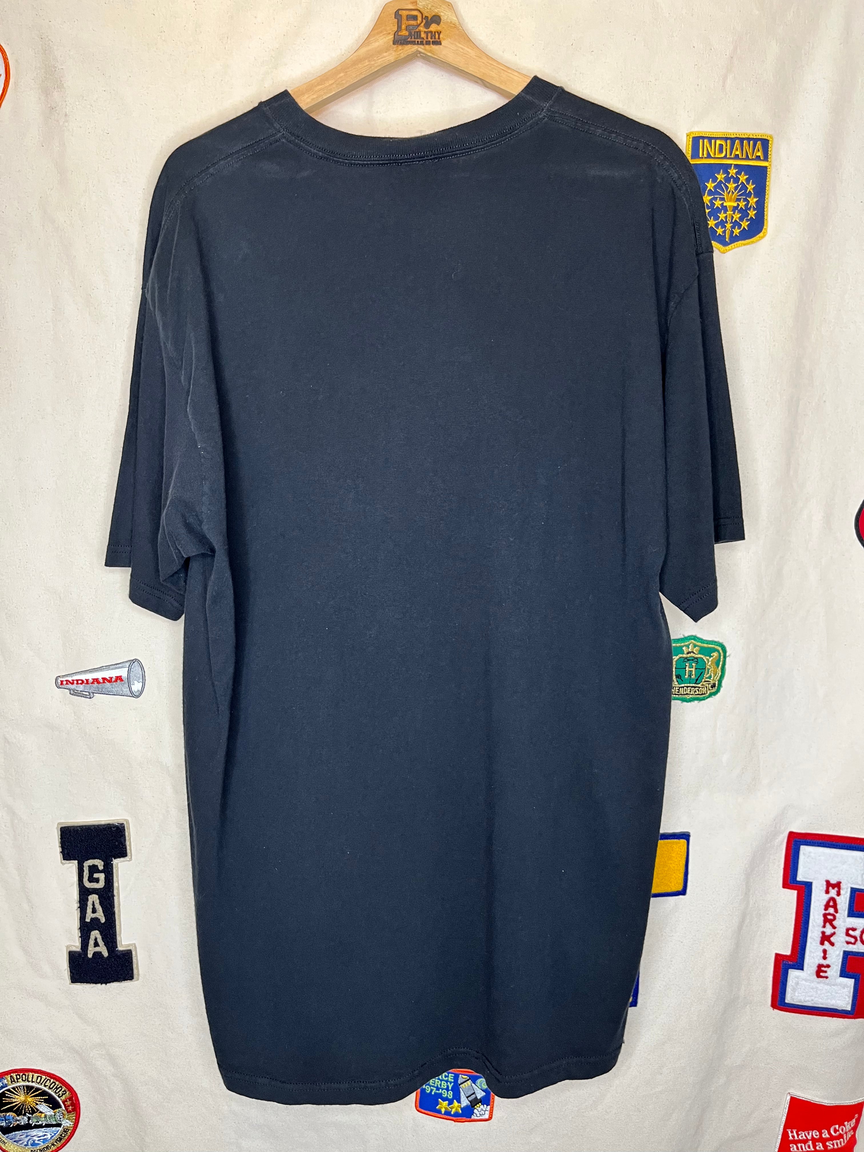 Vintage Criss Angel Mindfreak Magician T-Shirt: XL