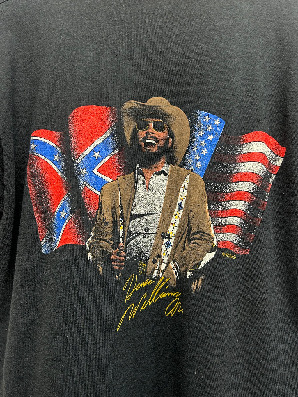 Vintage Hank Williams Jr. Ruger Logo & Flags Black Screen Stars T-Shirt: L