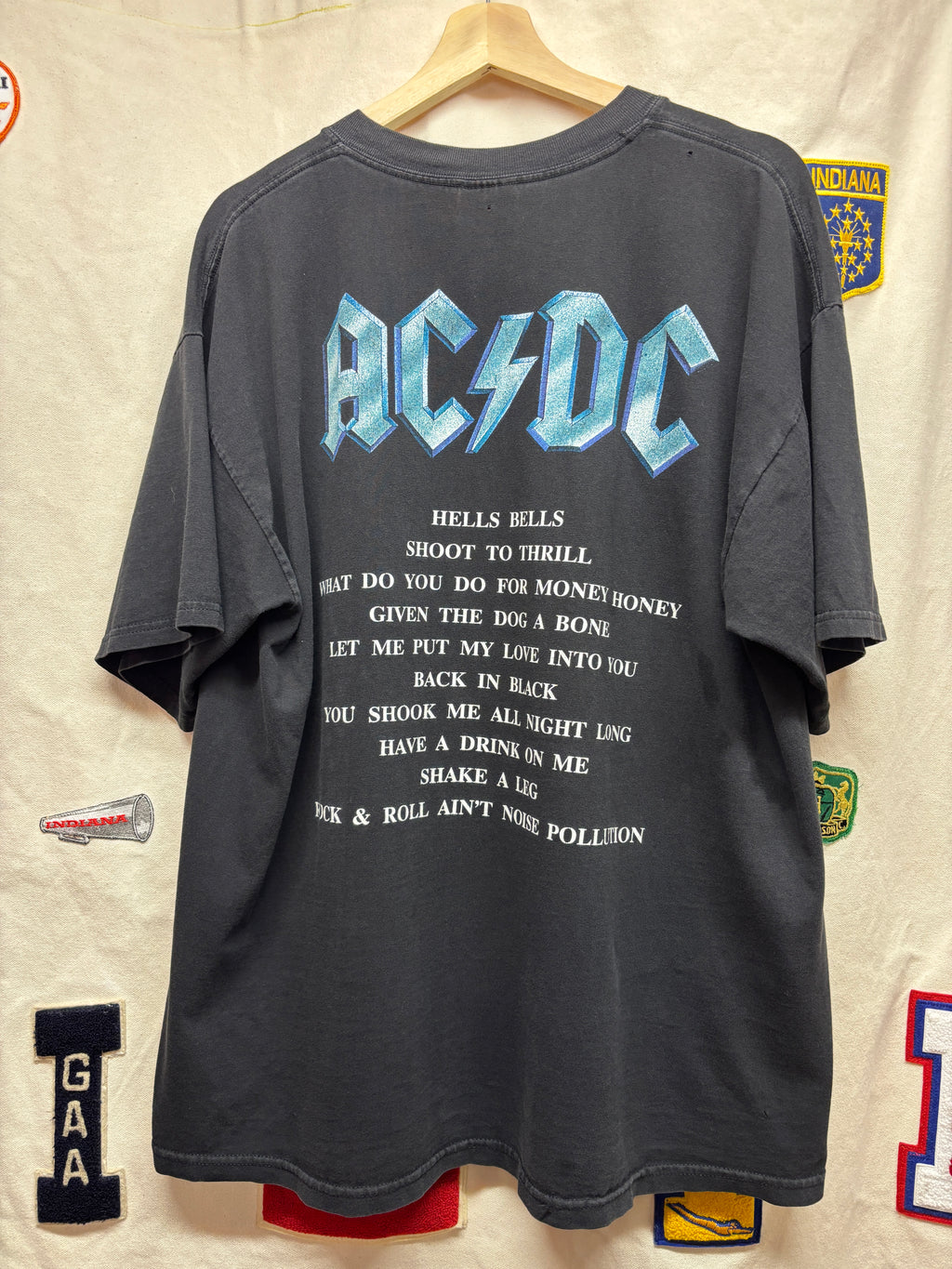 Vintage AC/DC 1996 Back in Black Concert T-Shirt: XL