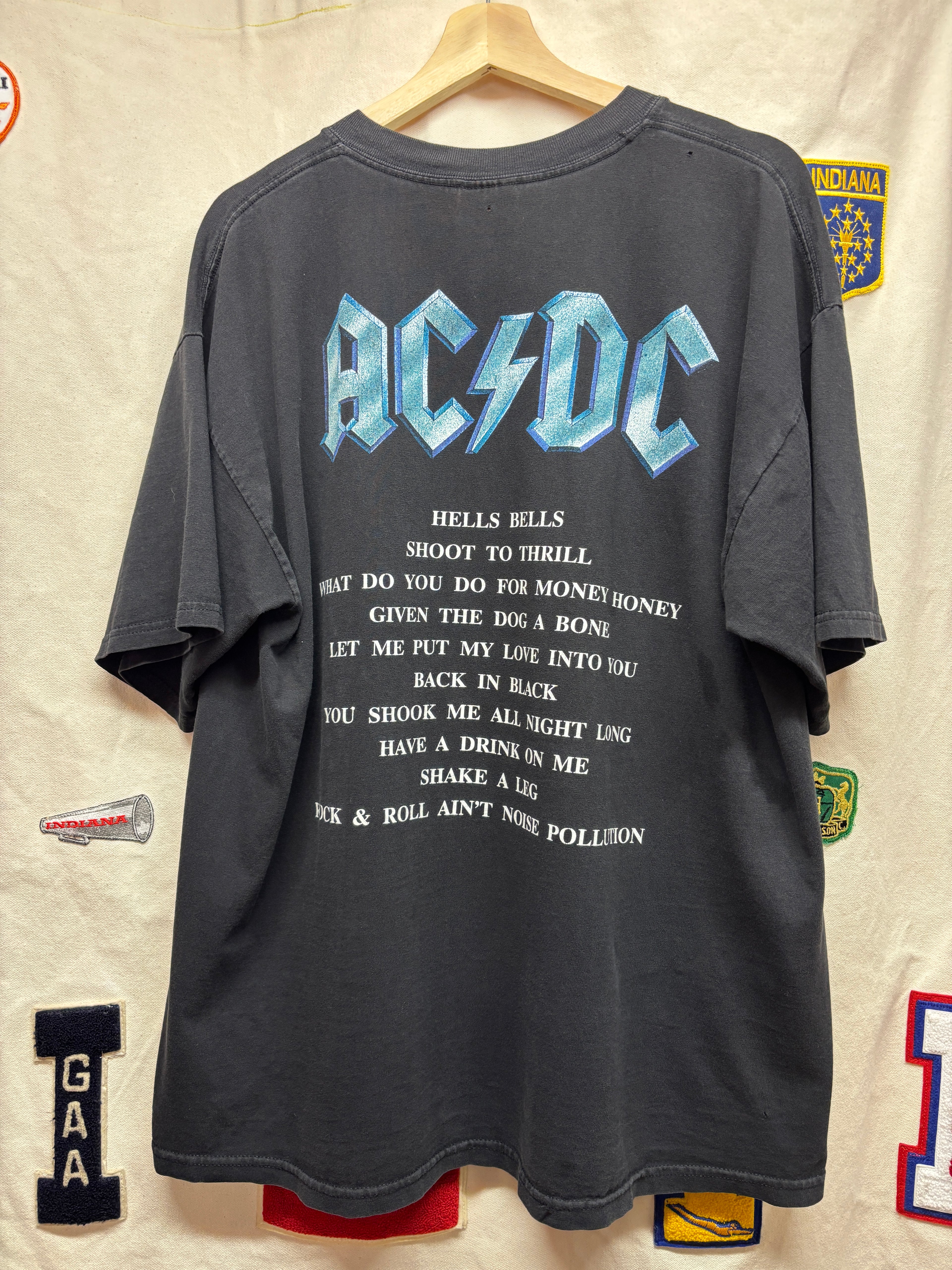 Vintage AC/DC 1996 Back in Black Concert T-Shirt: XL