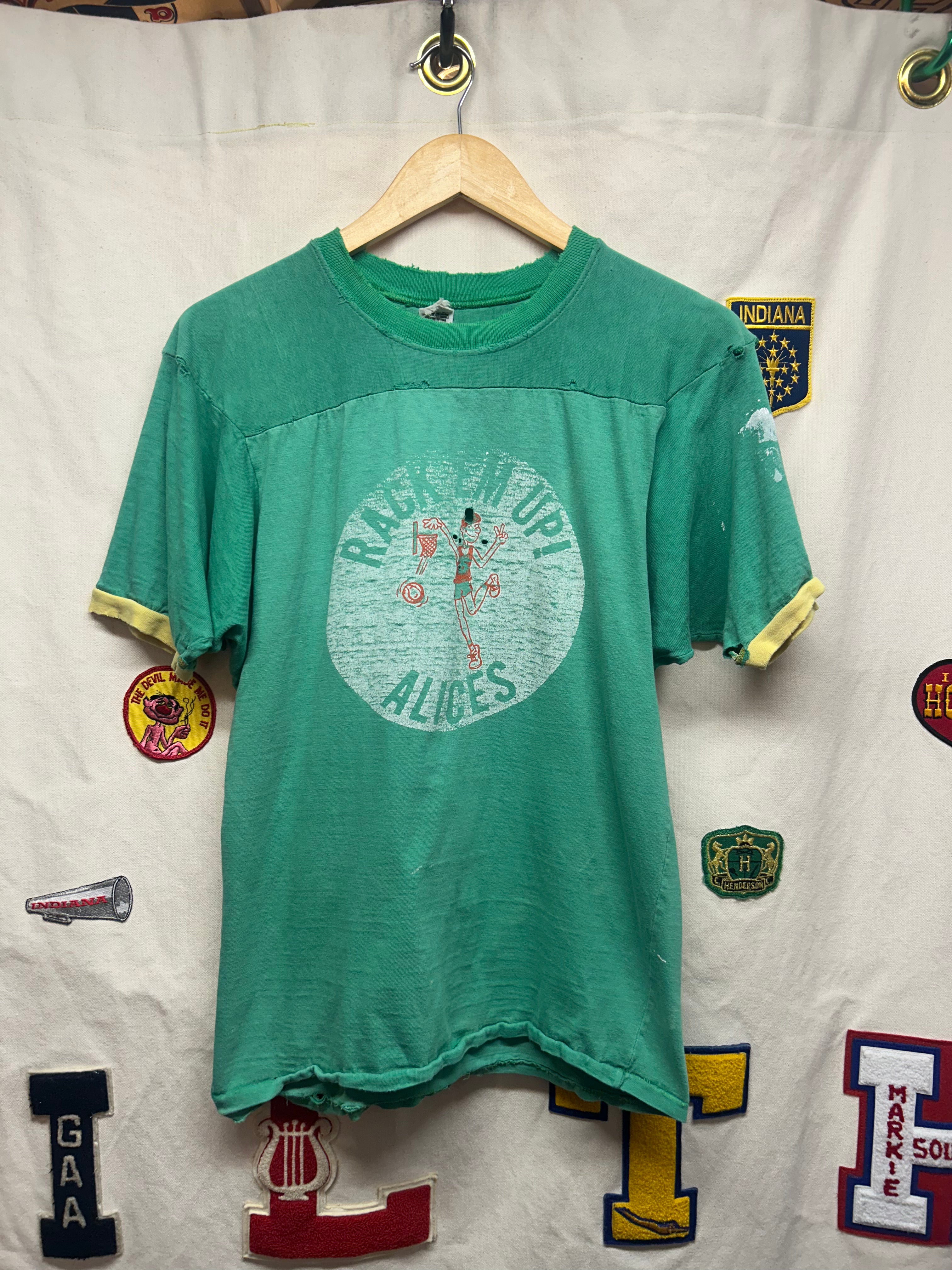 Vintage 1970s Vincennes Lincoln Rack Em Up! Alices Basketball T-Shirt: M
