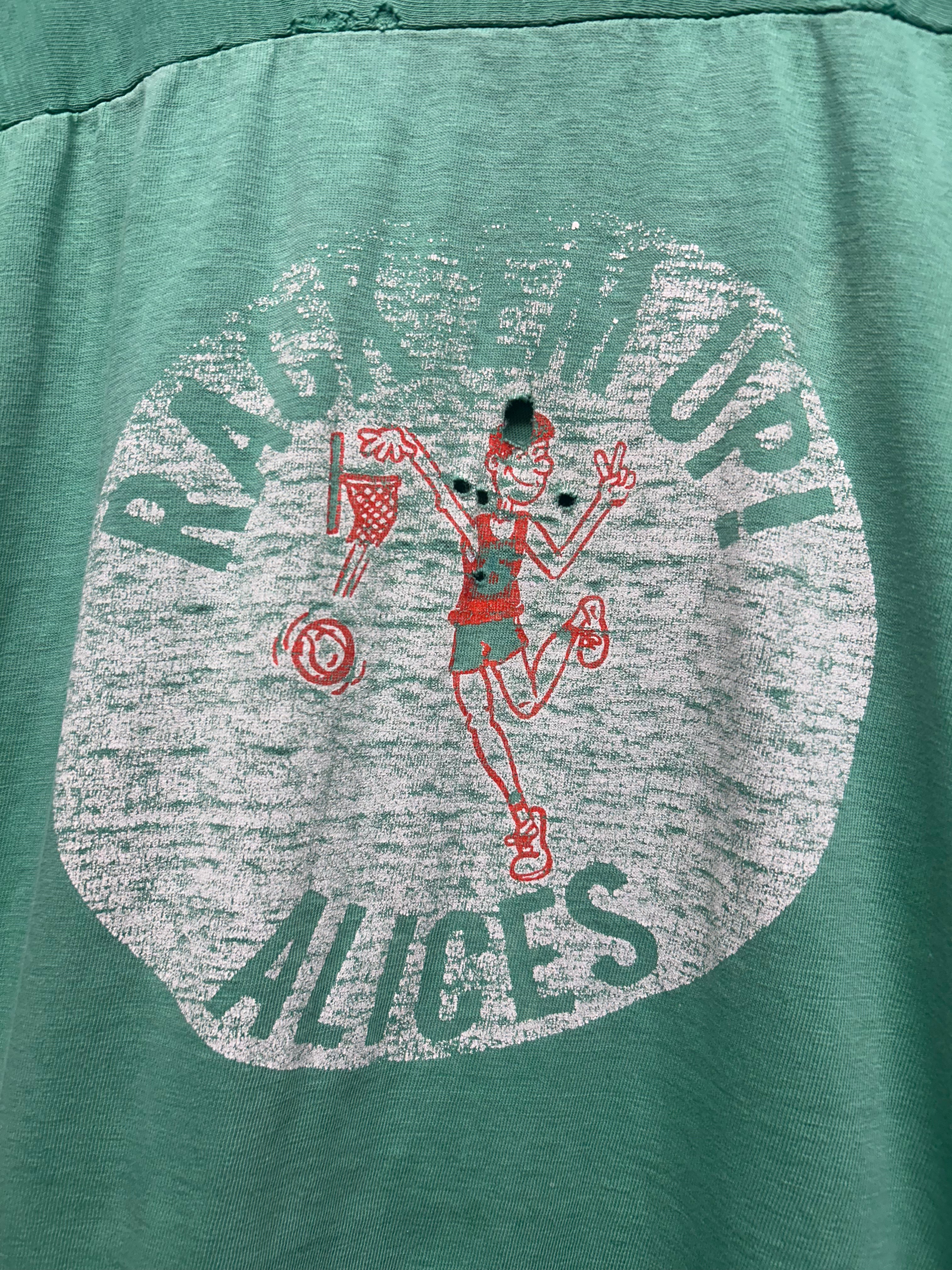 Vintage 1970s Vincennes Lincoln Rack Em Up! Alices Basketball T-Shirt: M