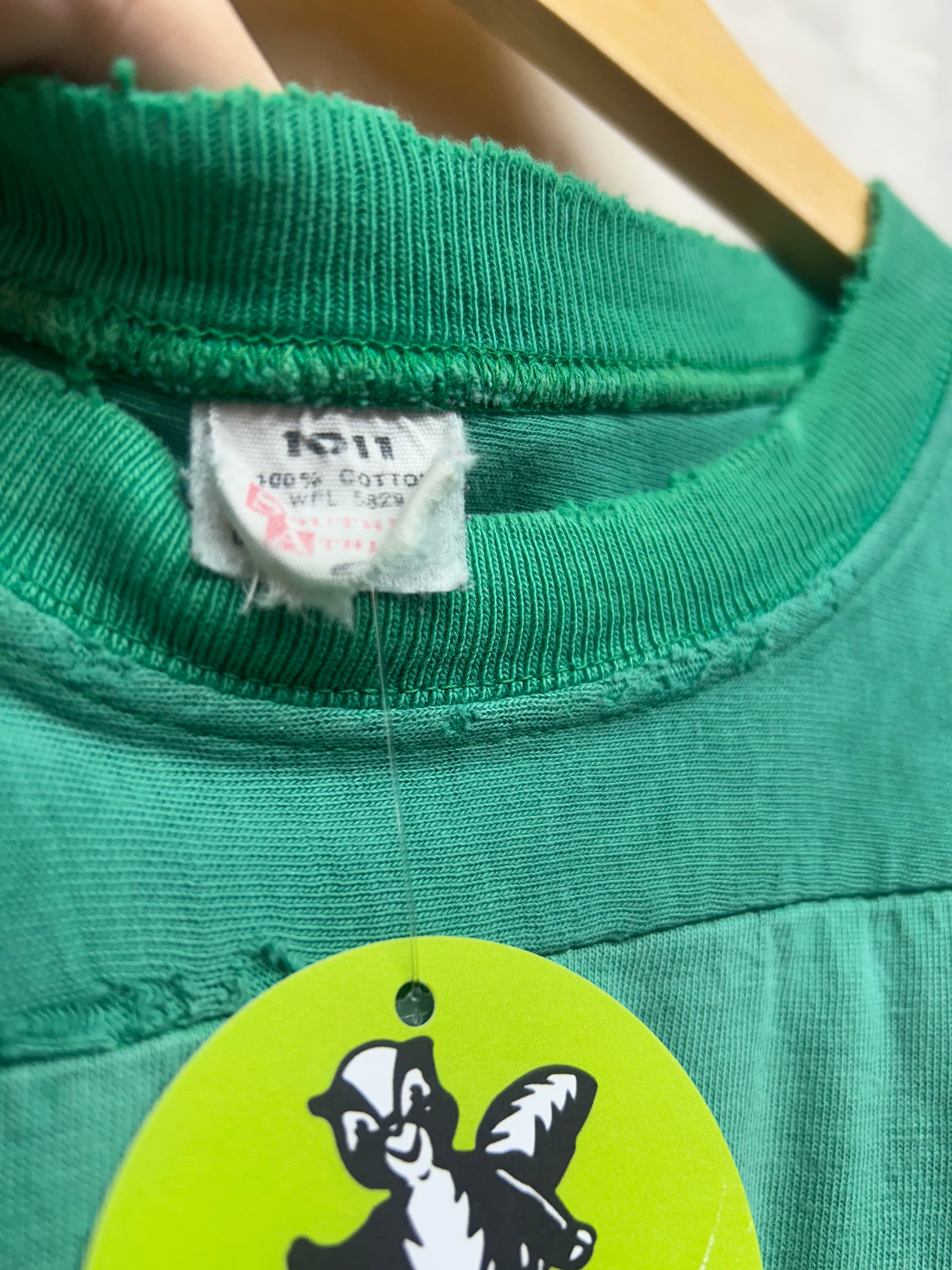 Vintage 1970s Vincennes Lincoln Rack Em Up! Alices Basketball T-Shirt: M