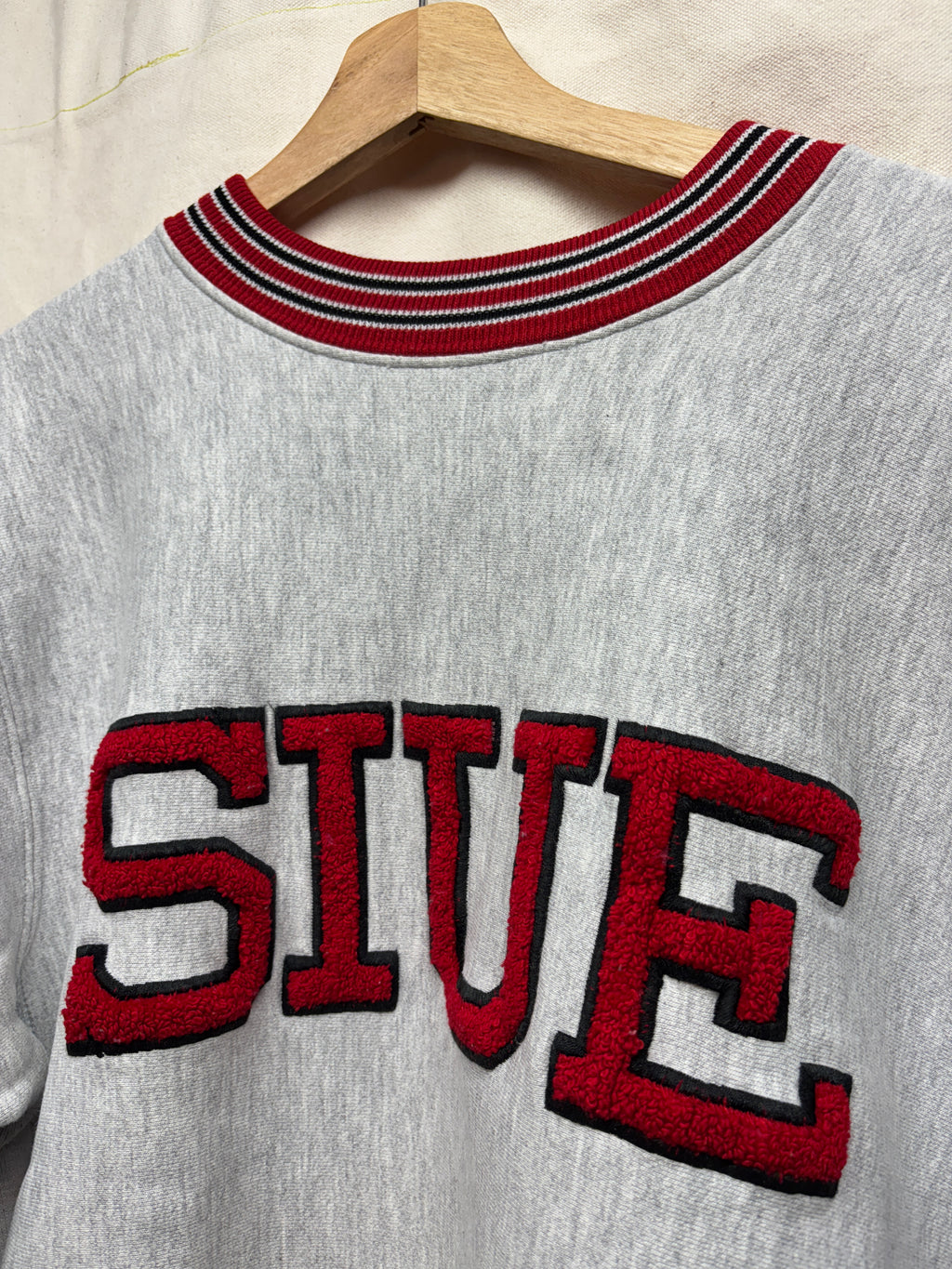 Vtg Southern Illinois University Edwardsville College Heavyweight Crewneck: L