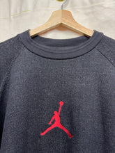 Load image into Gallery viewer, Vtg 90&#39;s Air Jordan Nike Heavyweight Crewneck Sweatshirt
