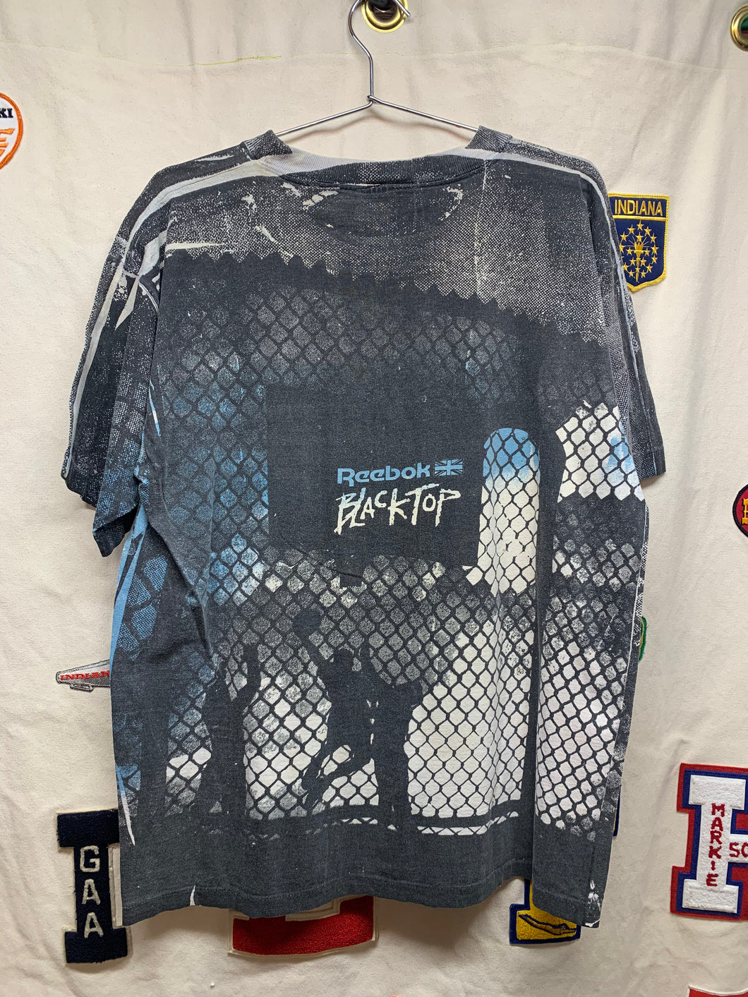 Vintage Reebok Sport Shaq Blacktop Basketball All Over Print Shirt Large