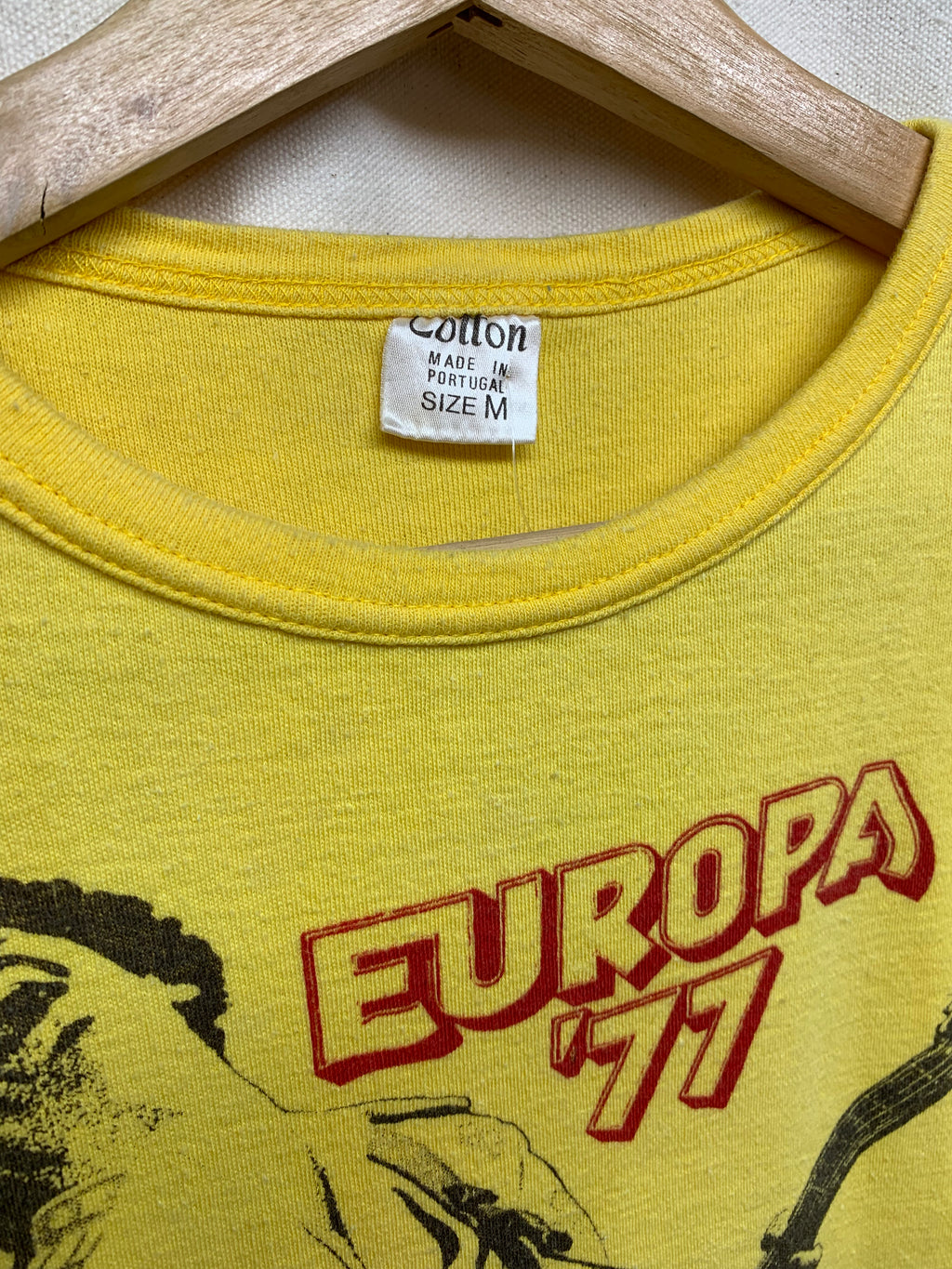 Vintage Santana Europa '77 Yellow European 1977 Tour Band T-Shirt: Small/Medium