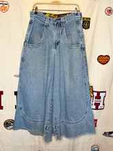 Load image into Gallery viewer, Vintage JNCO Jeans Leaping Lizard Printed Baggy Light Blue Denim Y2K Pants: 30x30
