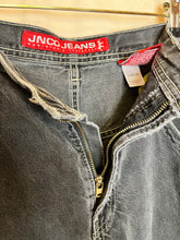 Load image into Gallery viewer, Vintage JNCO Jeans Baggy Black Denim Y2K Skate Pants: 34x32
