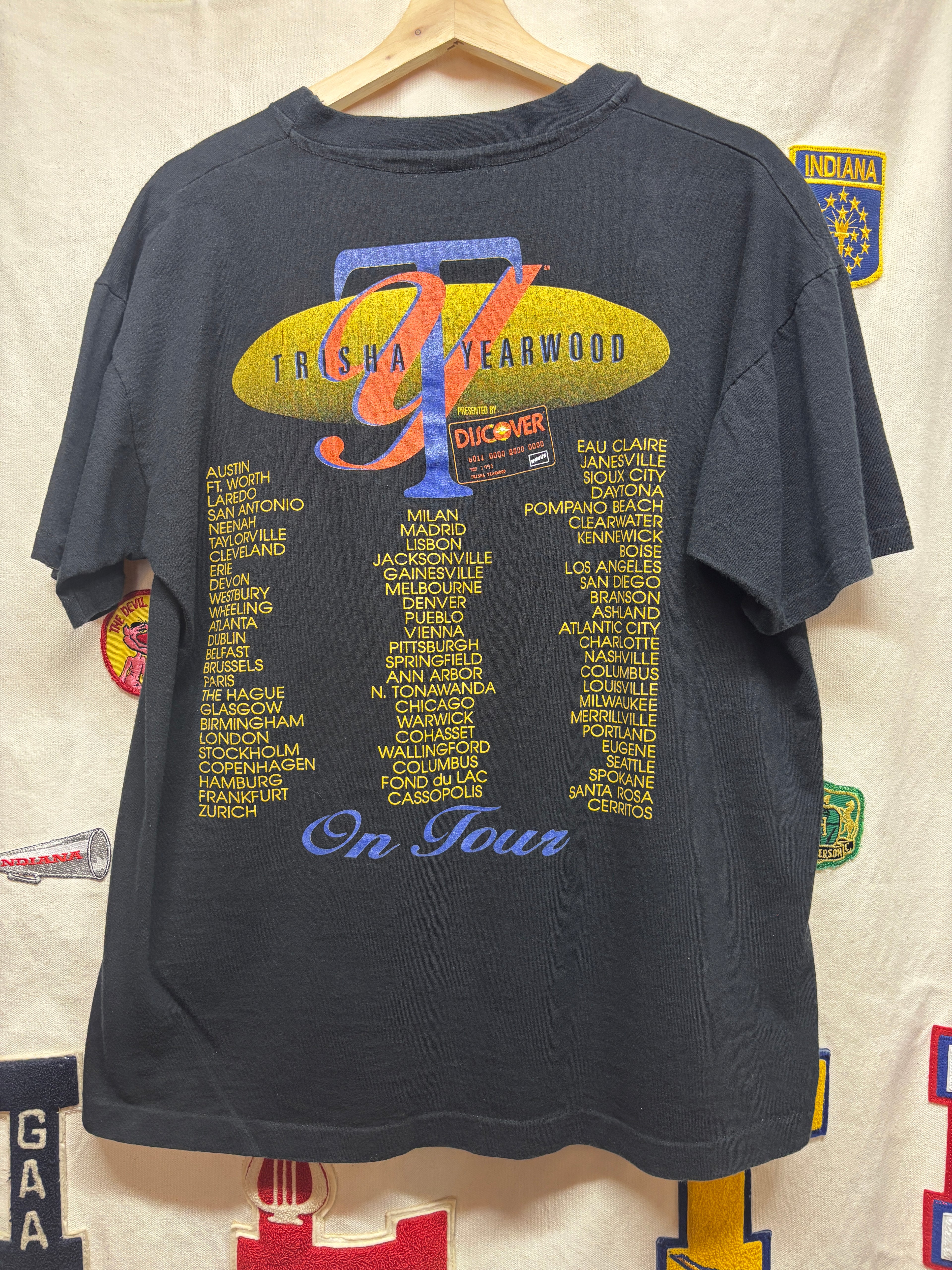 Vintage Trisha Yearwood Country Black Concert Tour T-Shirt: Large