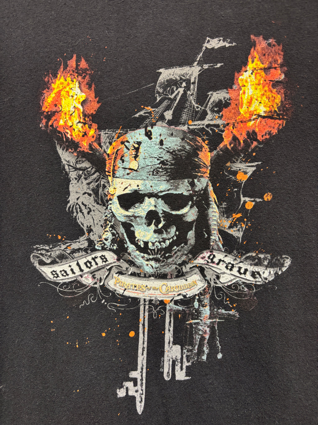 Vtg Pirates of the Caribbean Sailors Grave Movie Disney T-Shirt: XL