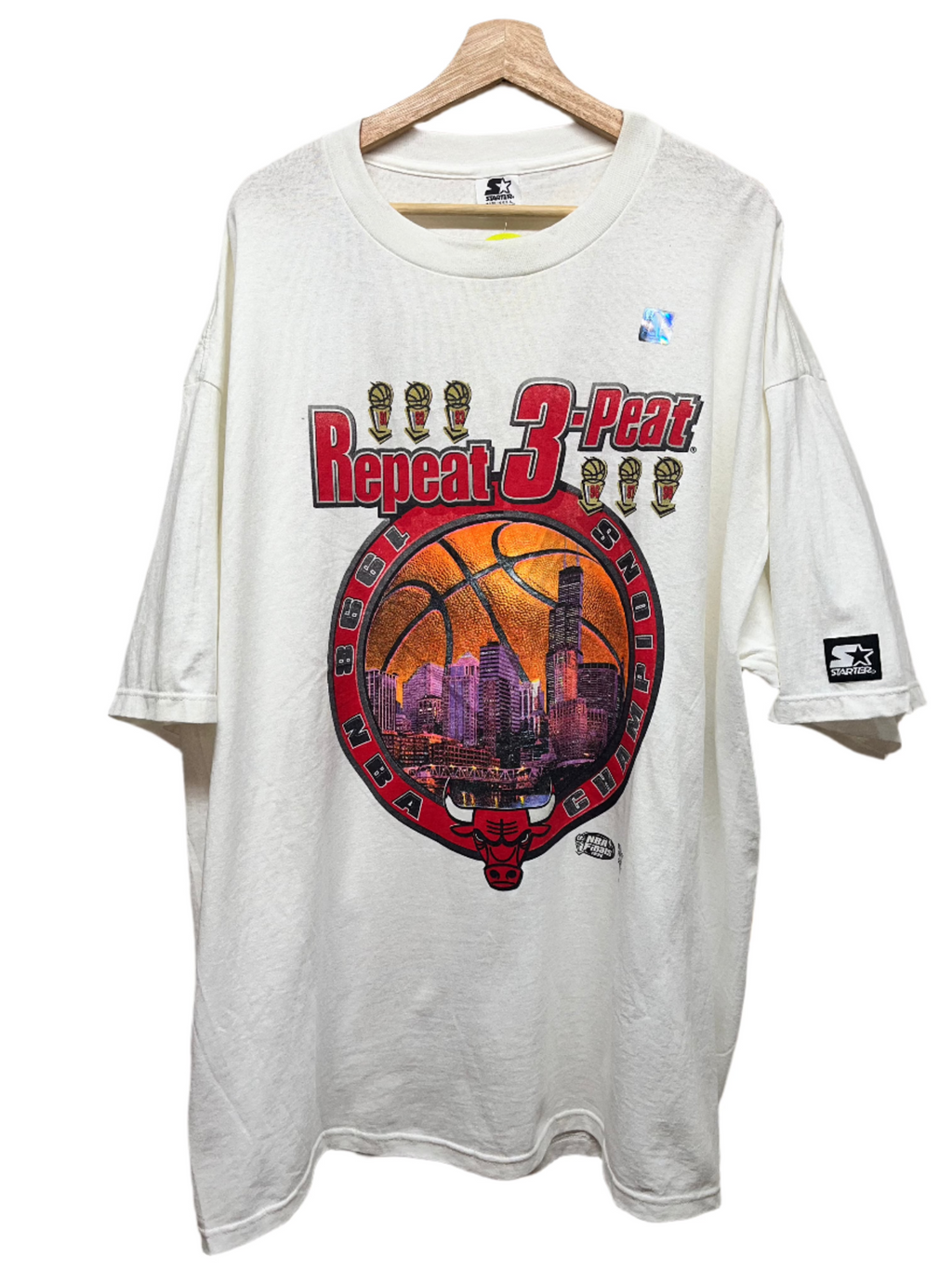 Vtg Chicago Bulls 3-Peat Repeat 1998 NBA Finals Champions White Starter T-Shirt XXL
