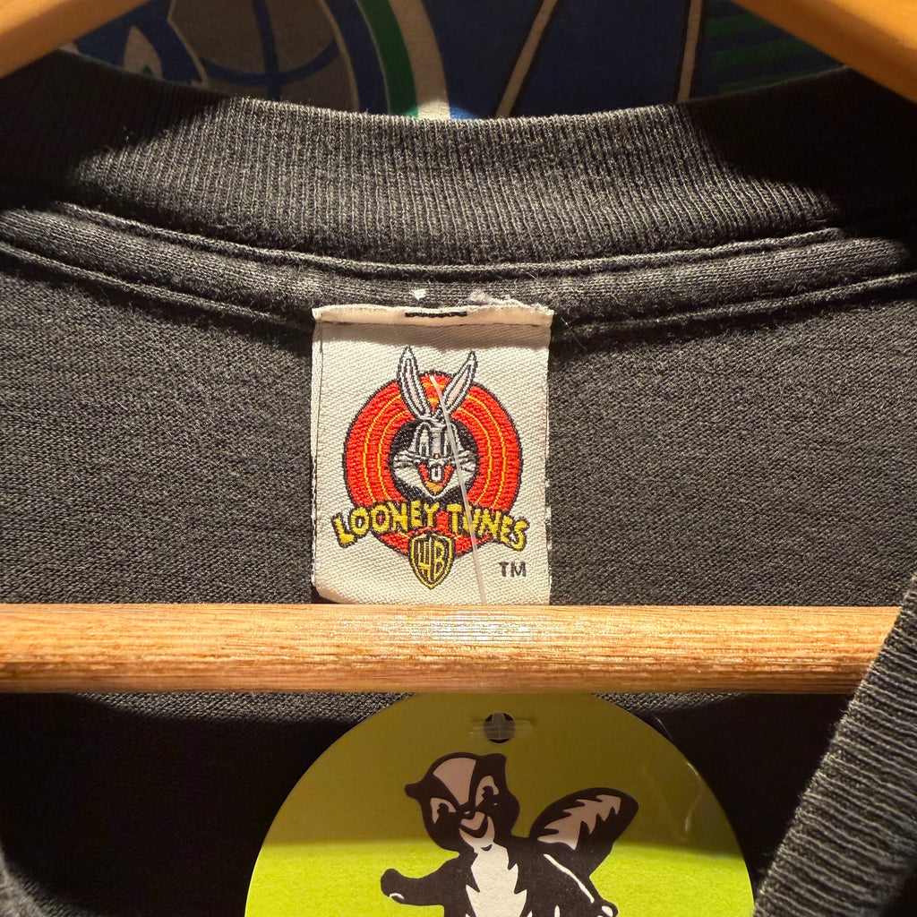 Vintage Taz World Order Tazmanian Devil T-Shirt: Medium