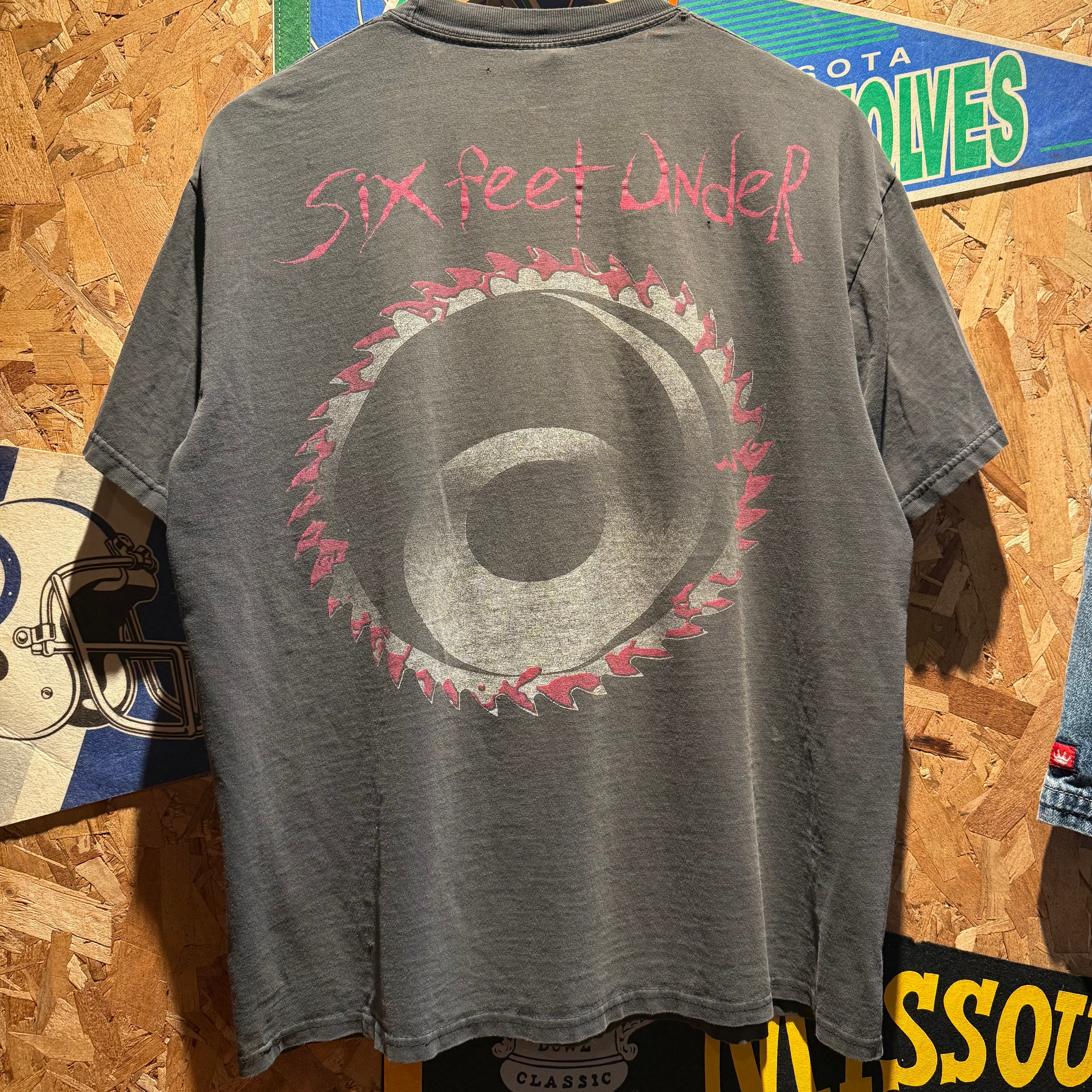 Vintage Six Feet Under Single Stitch Band T-Shirt: Large