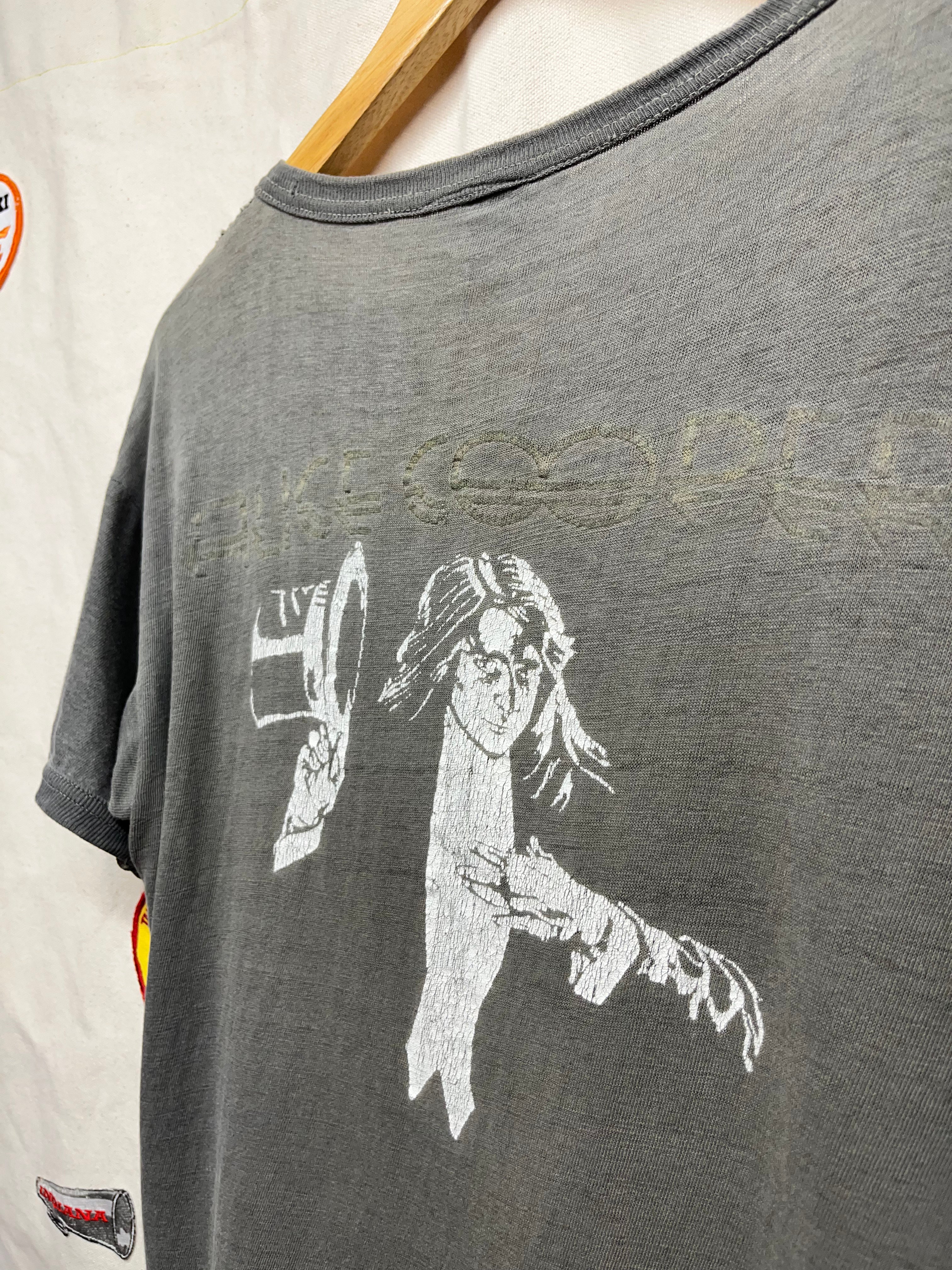 Vtg Alice Cooper In Concert 70’s Faded Concert Tour T-Shirt: Small