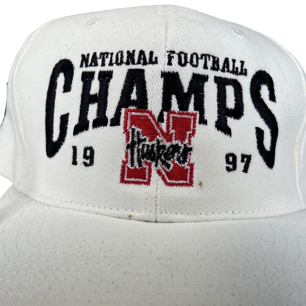 Vtg University of Nebraska Huskers Football National Champs 1997 Starter NWT Snapback Hat
