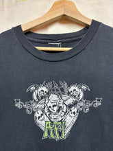 Load image into Gallery viewer, Vtg AFI 2003 Band Tour Pumpkin Cemetary Spooky Black T-Shirt: : Large
