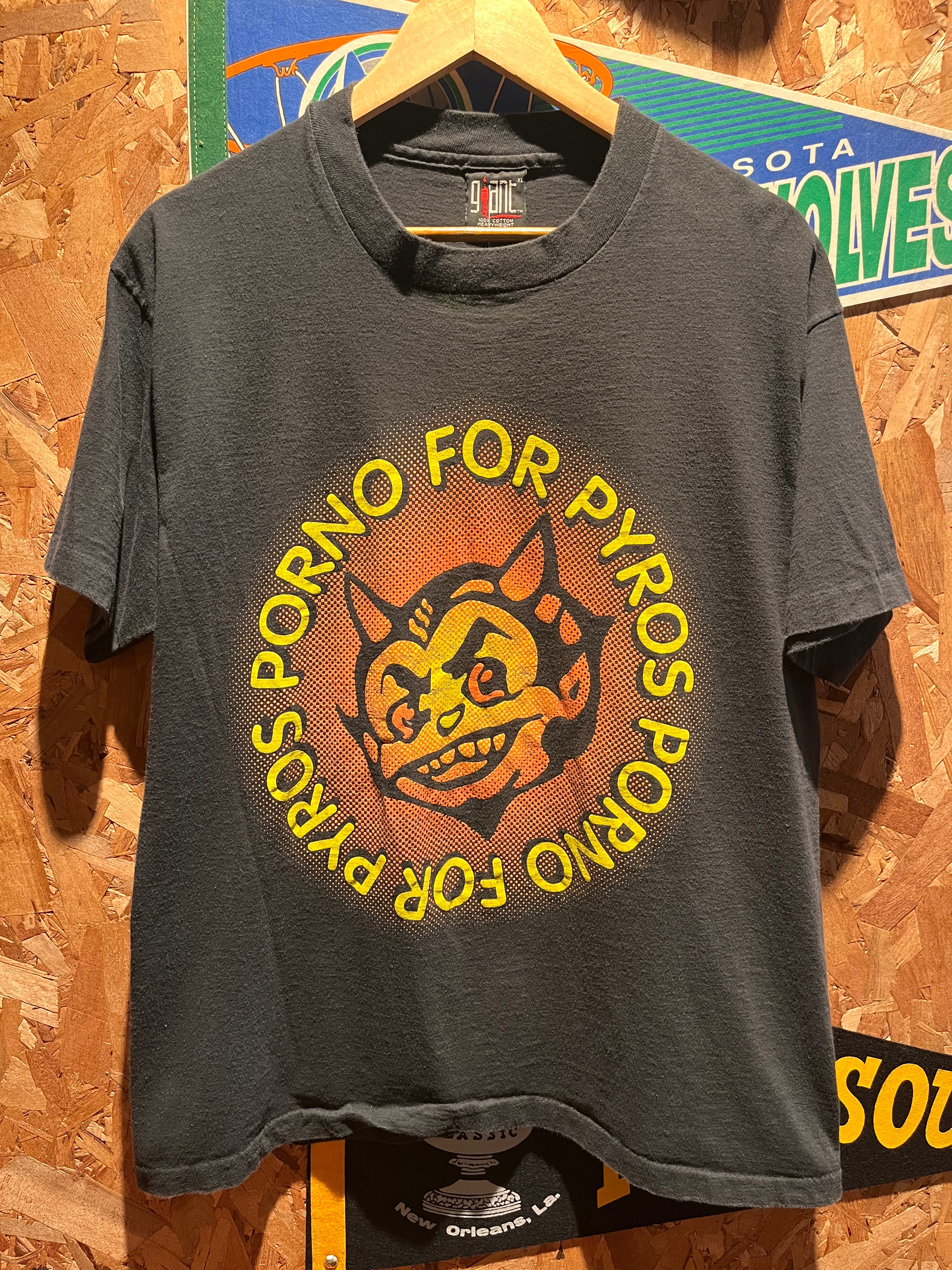 Vintage Porno for Pyros Devil Giant Band 90's Black T-Shirt: XL