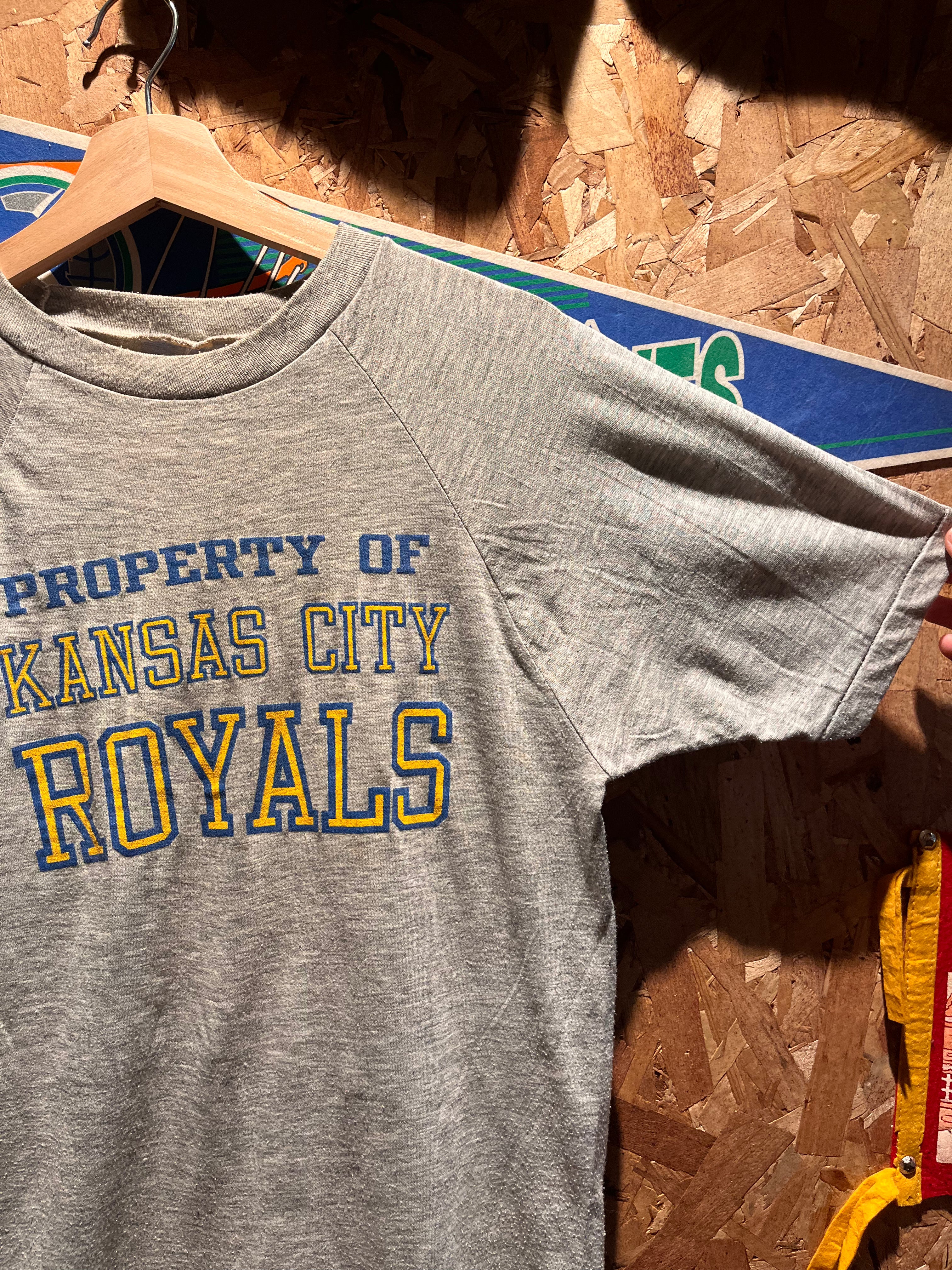 Vintage Property of Kansas City Royals MLB Grey Raglan 80's T-Shirt: Medium