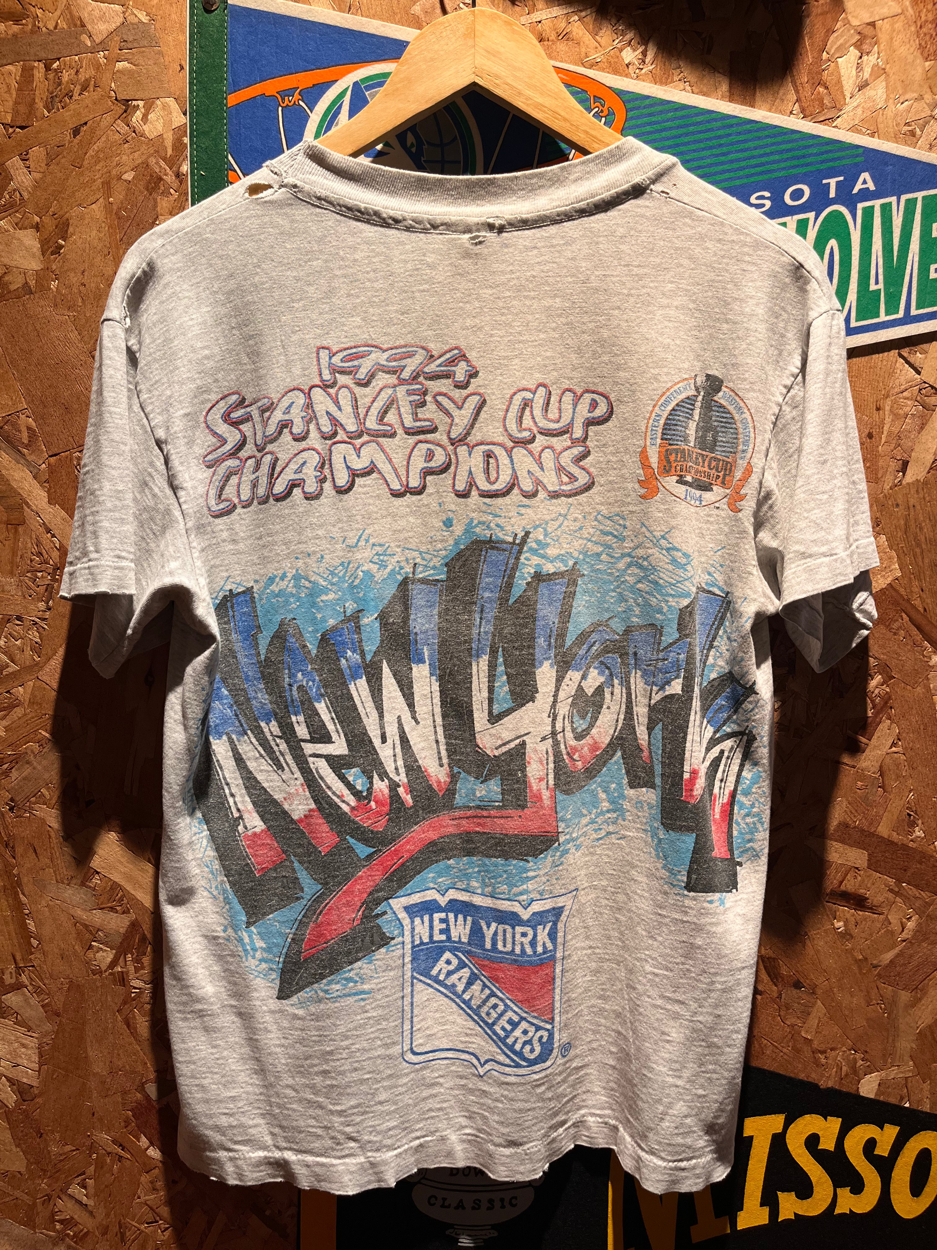 Vintage New York Rangers NHL 1994 Stanley Cup Champions Grey Graffiti T-Shirt: Medium