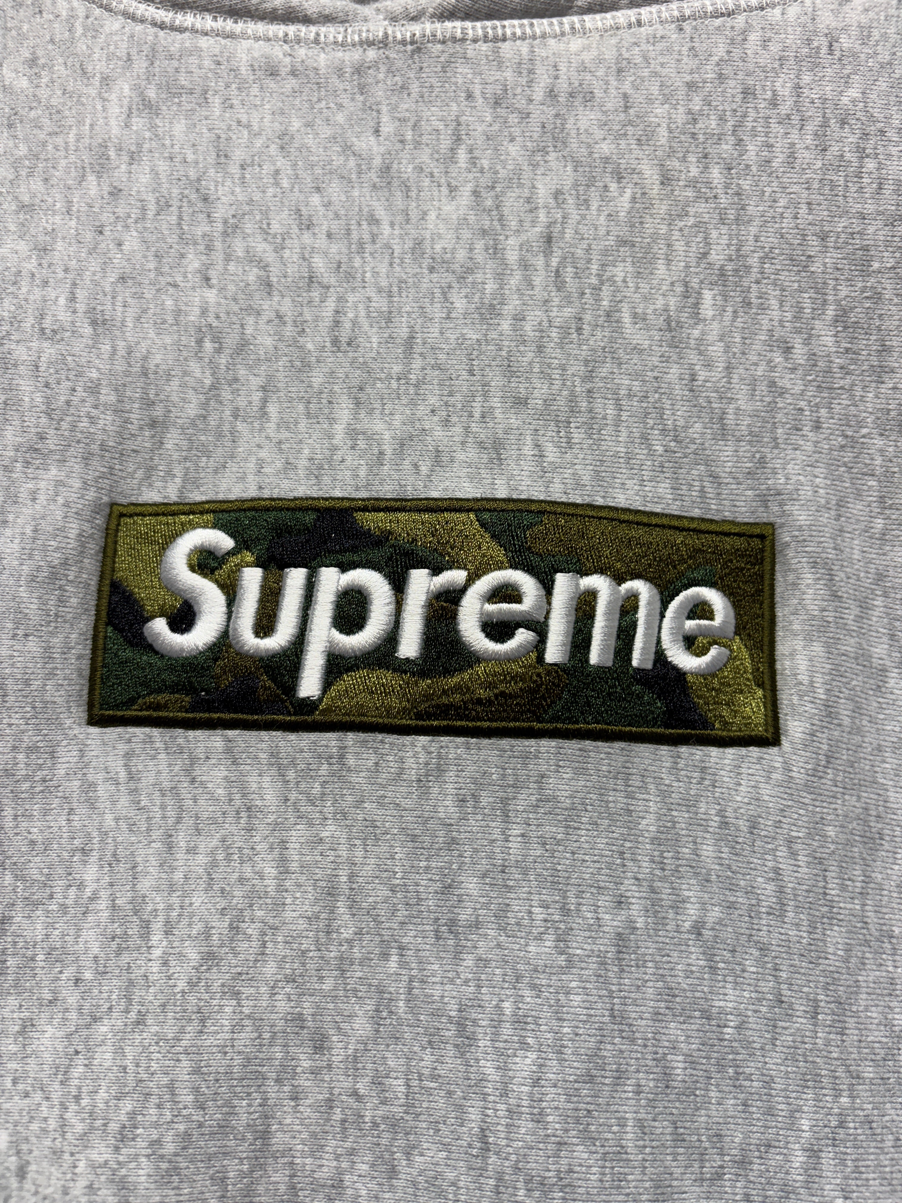 FW23 Supreme Camo Box Logo Hoodie: M