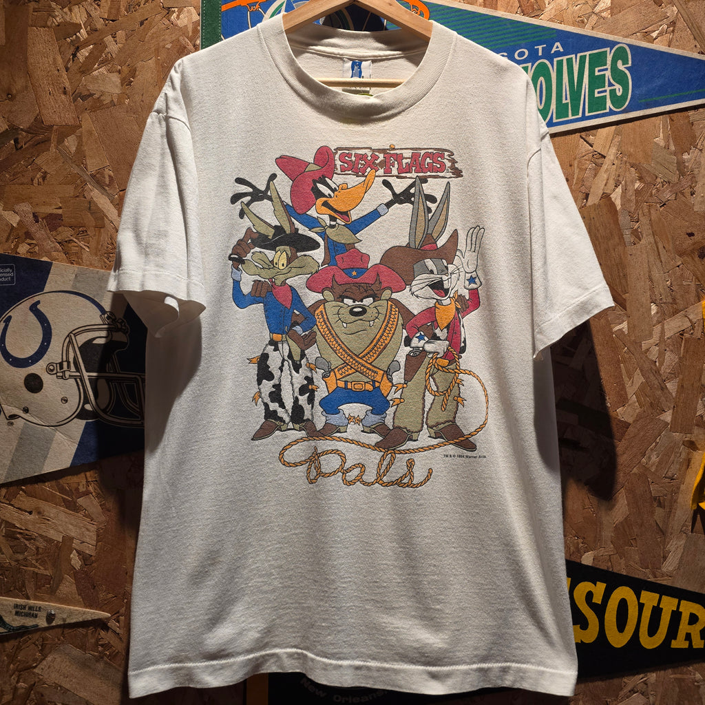 VTG 1995 Six Flags Looney Tunes Cowboy Western Graphic T-Shirt: Large