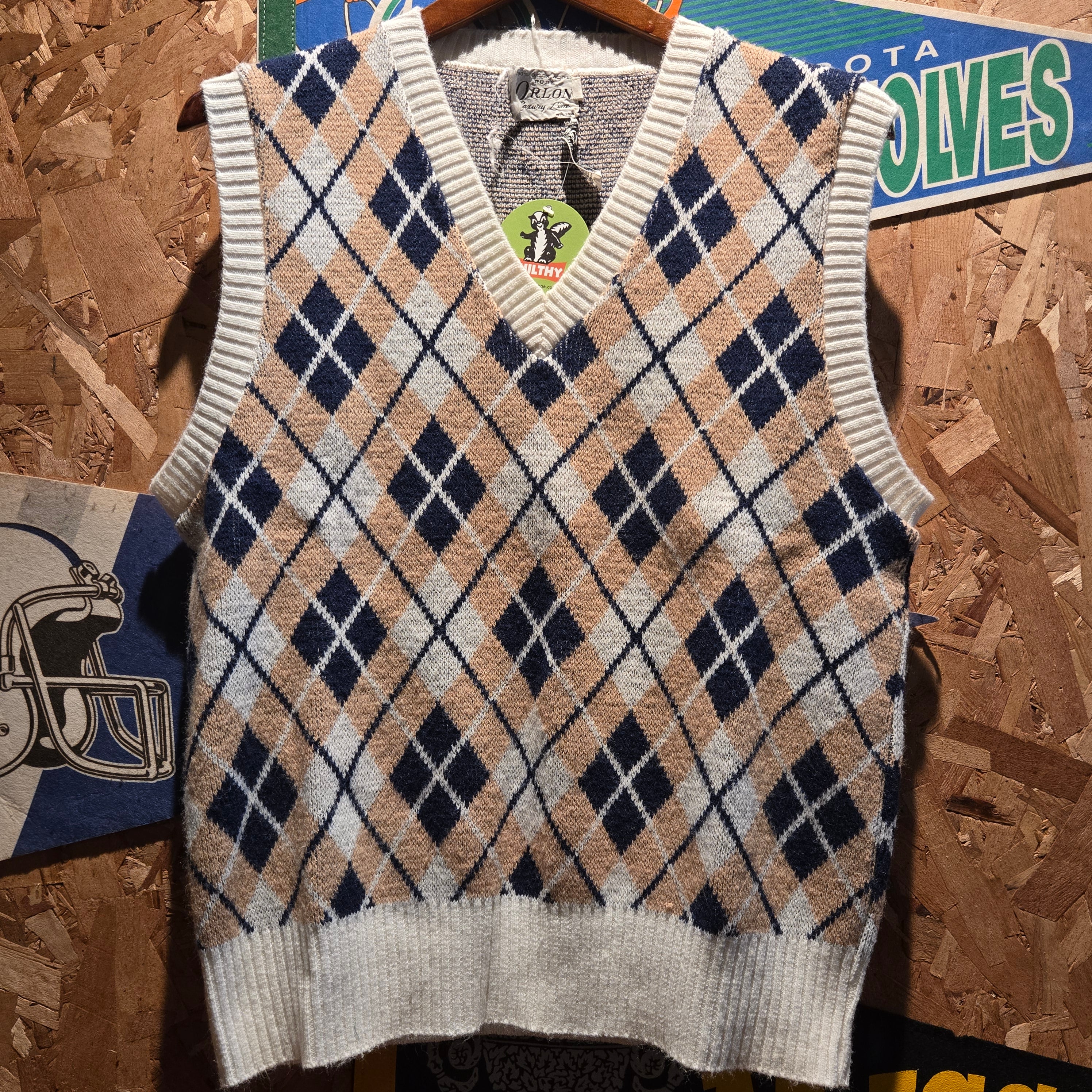 VTG Sweater Vest V Neck Orlon Luxury Line: Medium